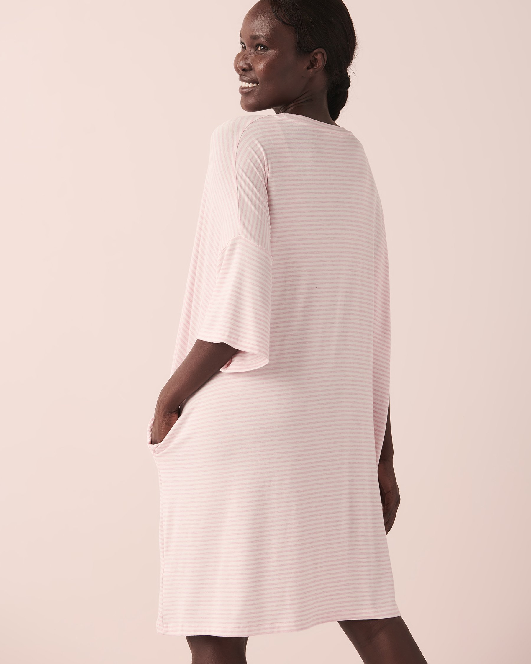 LA VIE EN ROSE Chemise de nuit surdimensionnée en bambou Rayures roses 40500243 - View2