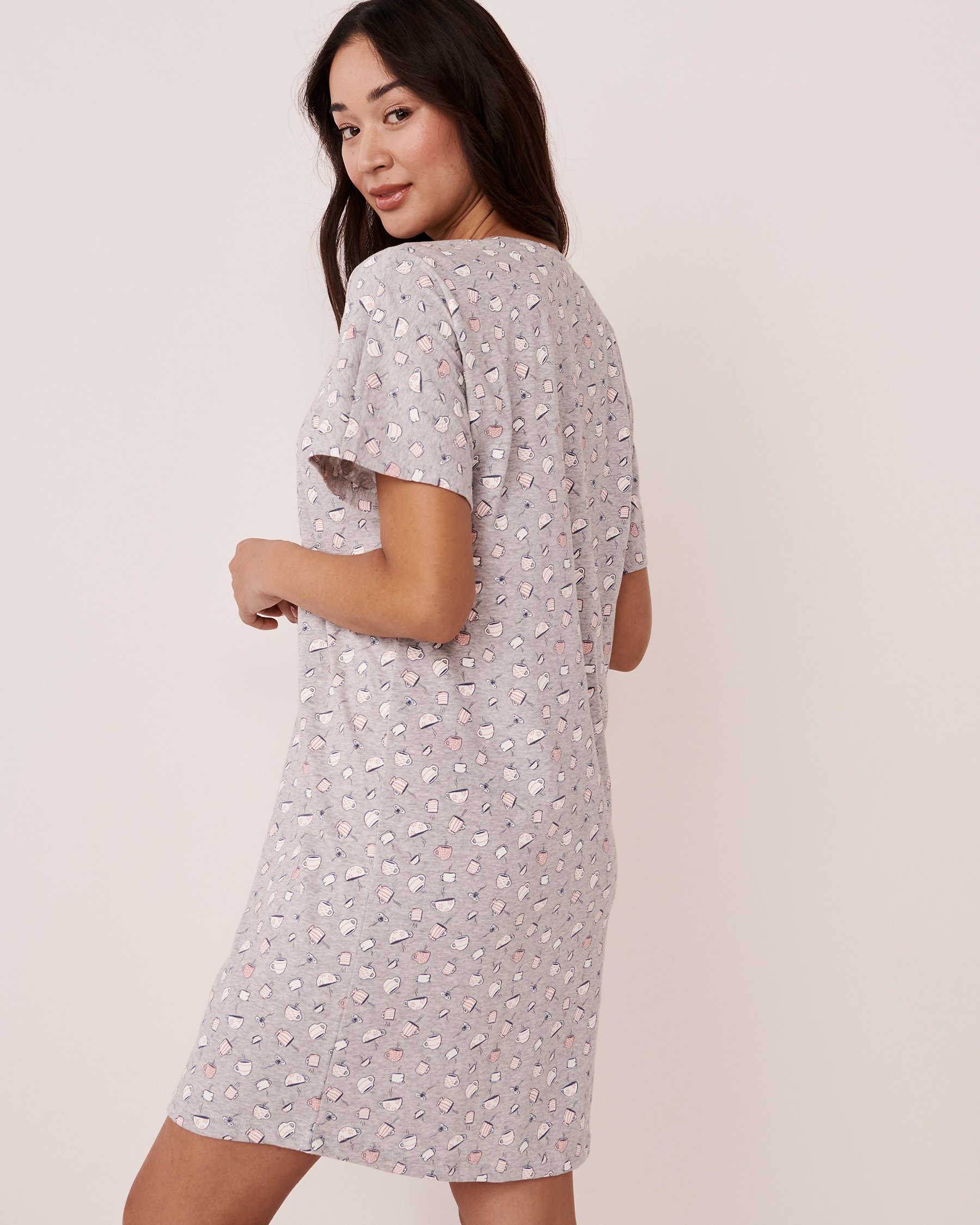 LA VIE EN ROSE Chemise de nuit manches courtes en coton Café matinal 40500247 - Voir3
