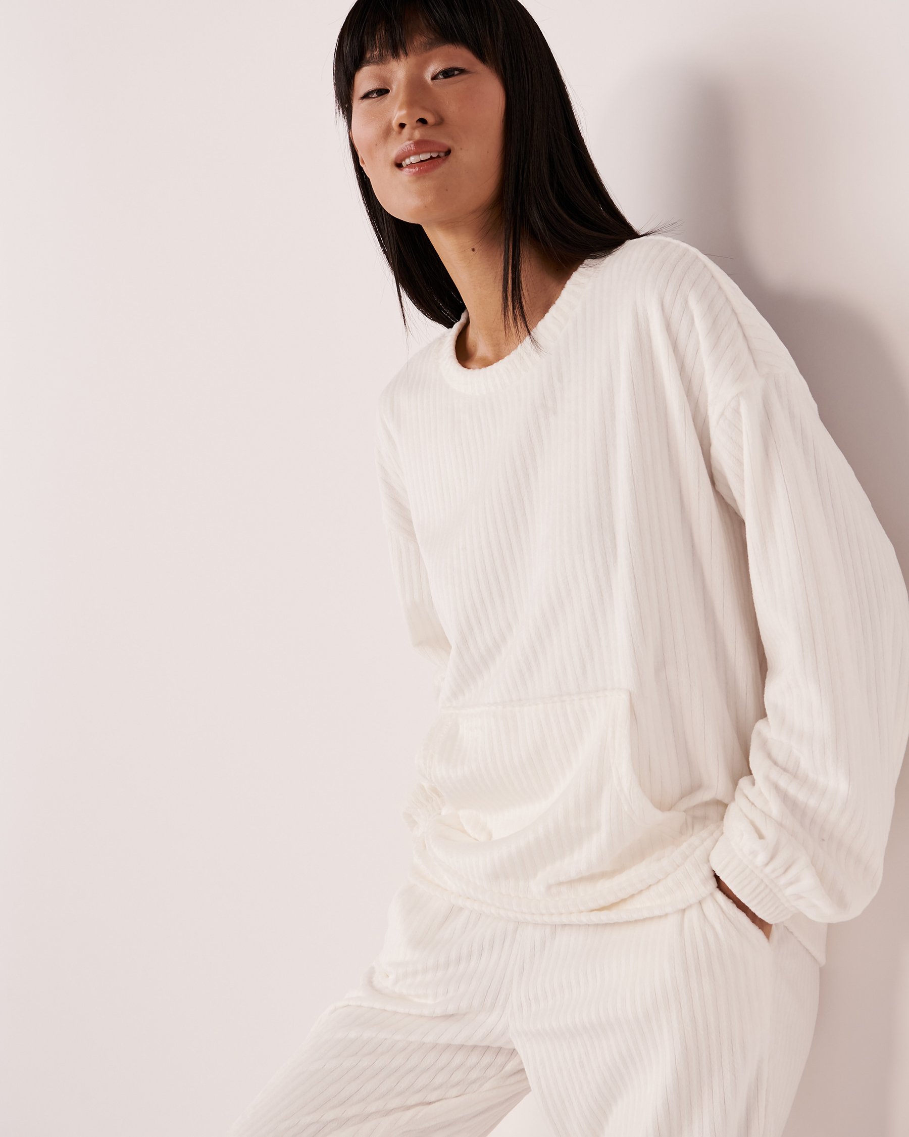 LA VIE EN ROSE Ribbed Velour Long Sleeve Shirt Snow white 40100396 - View1