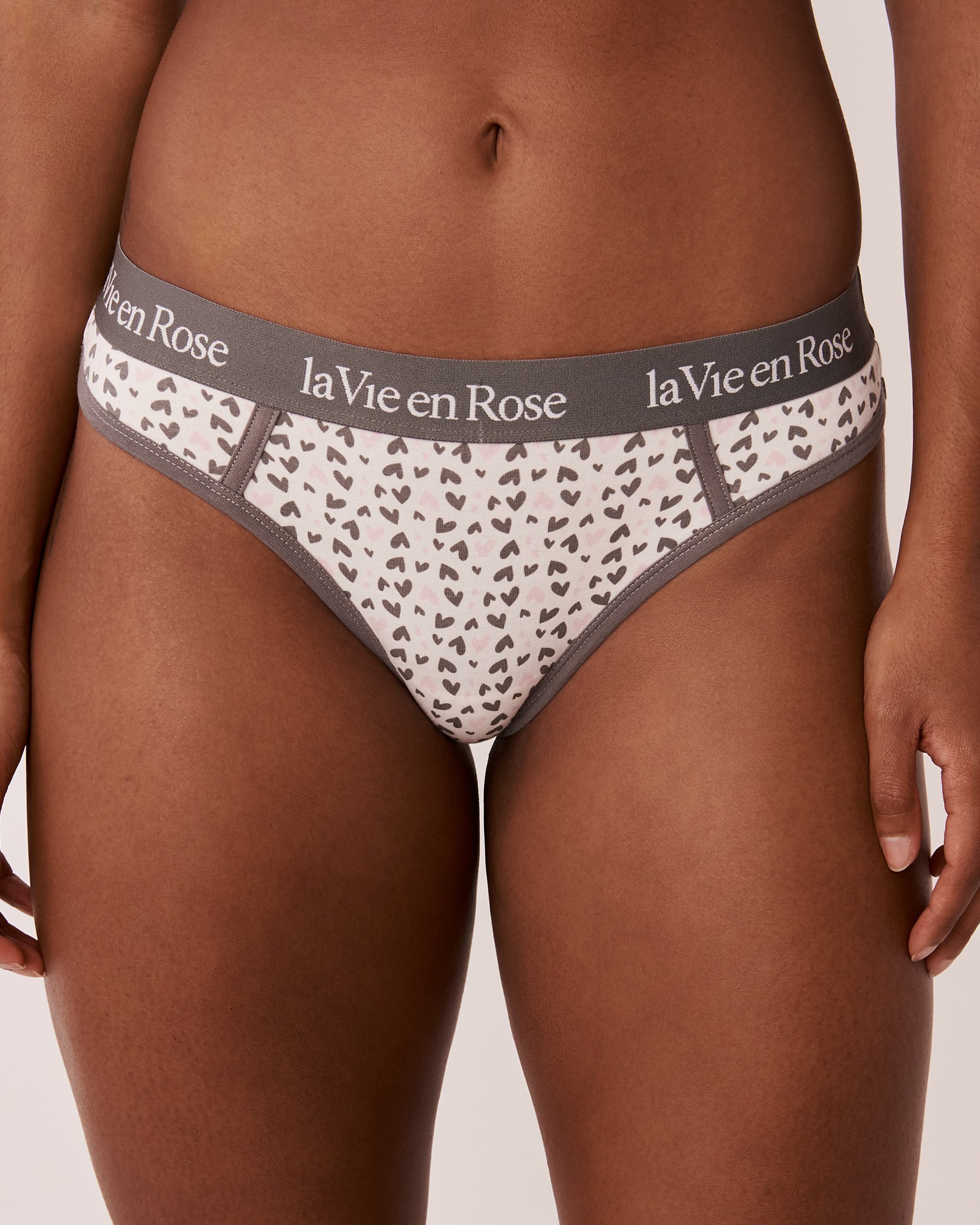 LA VIE EN ROSE Cotton and Logo Elastic Band Thong Panty Lovely hearts 20100250 - View1