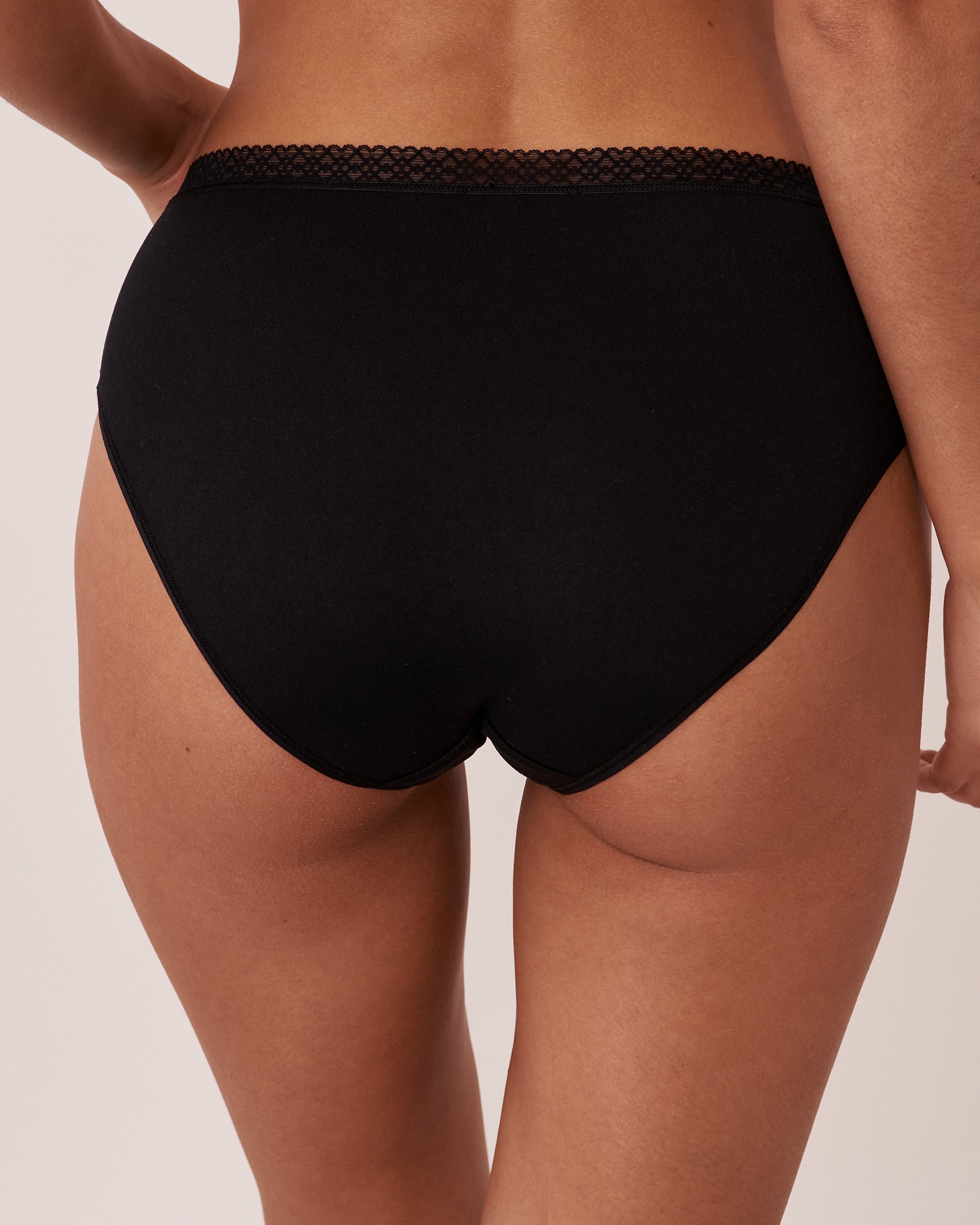LA VIE EN ROSE Culotte bikini taille haute ultra douce détails de dentelle Noir 20100257 - Voir2
