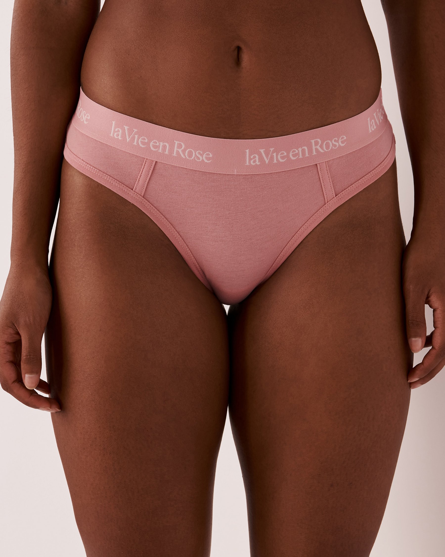 LA VIE EN ROSE Cotton and Logo Elastic Band Thong Panty Old rose 20100250 - View1