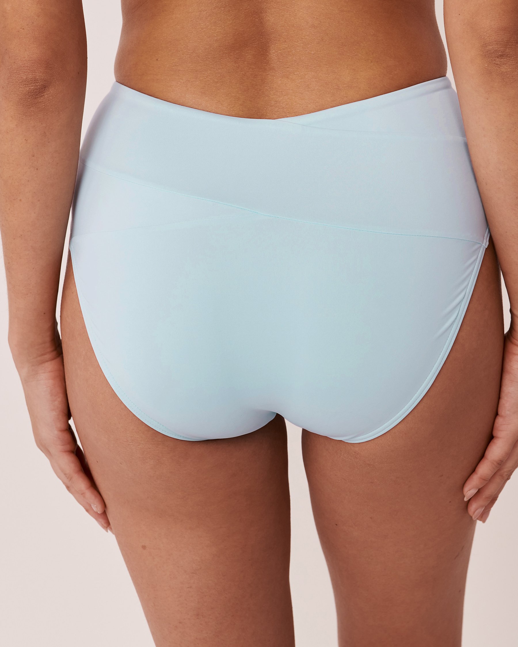 LA VIE EN ROSE AQUA CORYDALIS Recycled Fibers Crossed High Waist Bikini Bottom Powder blue 70300365 - View2
