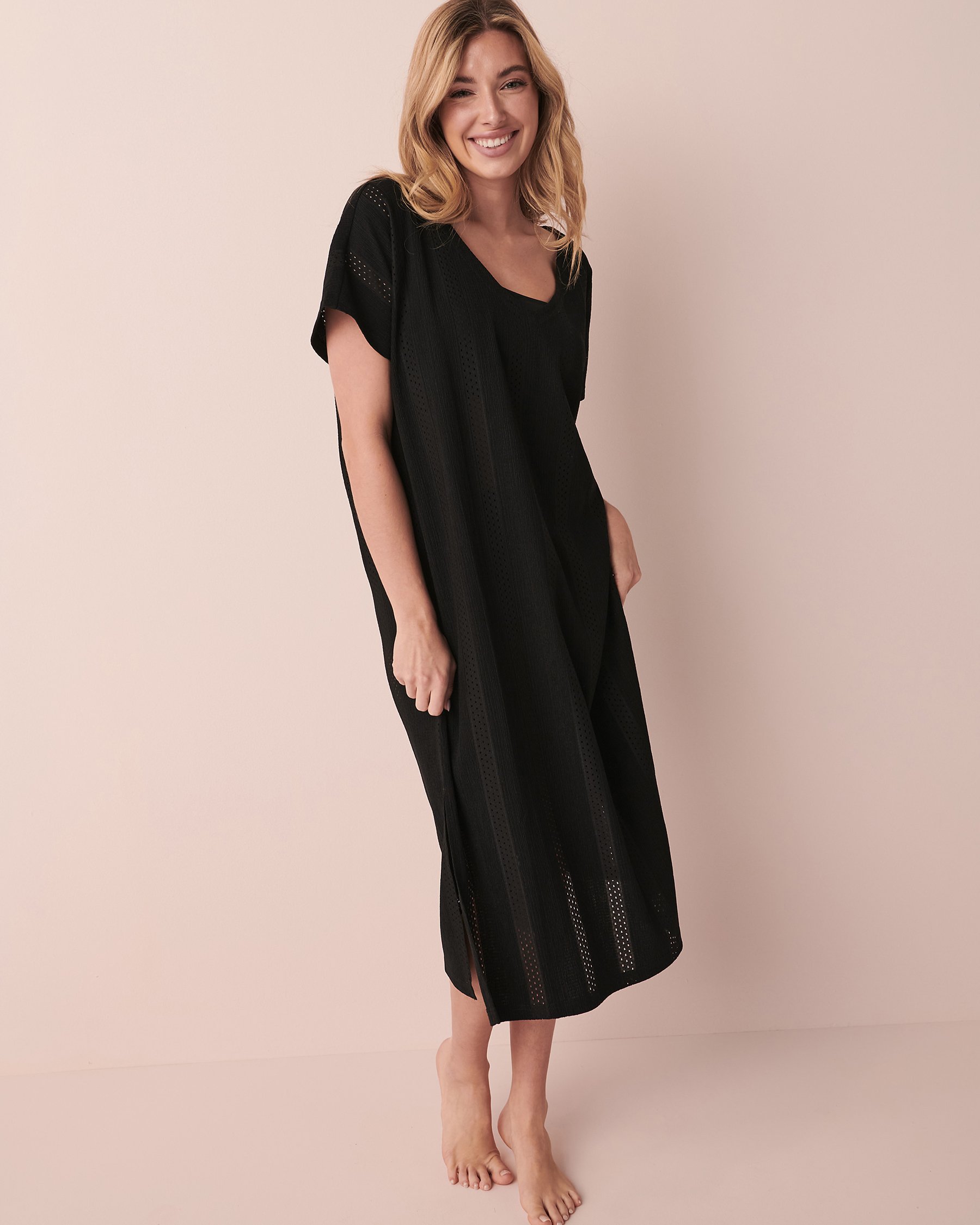 LA VIE EN ROSE AQUA Crochet Detail Long Tunic Black 80400031 - View1