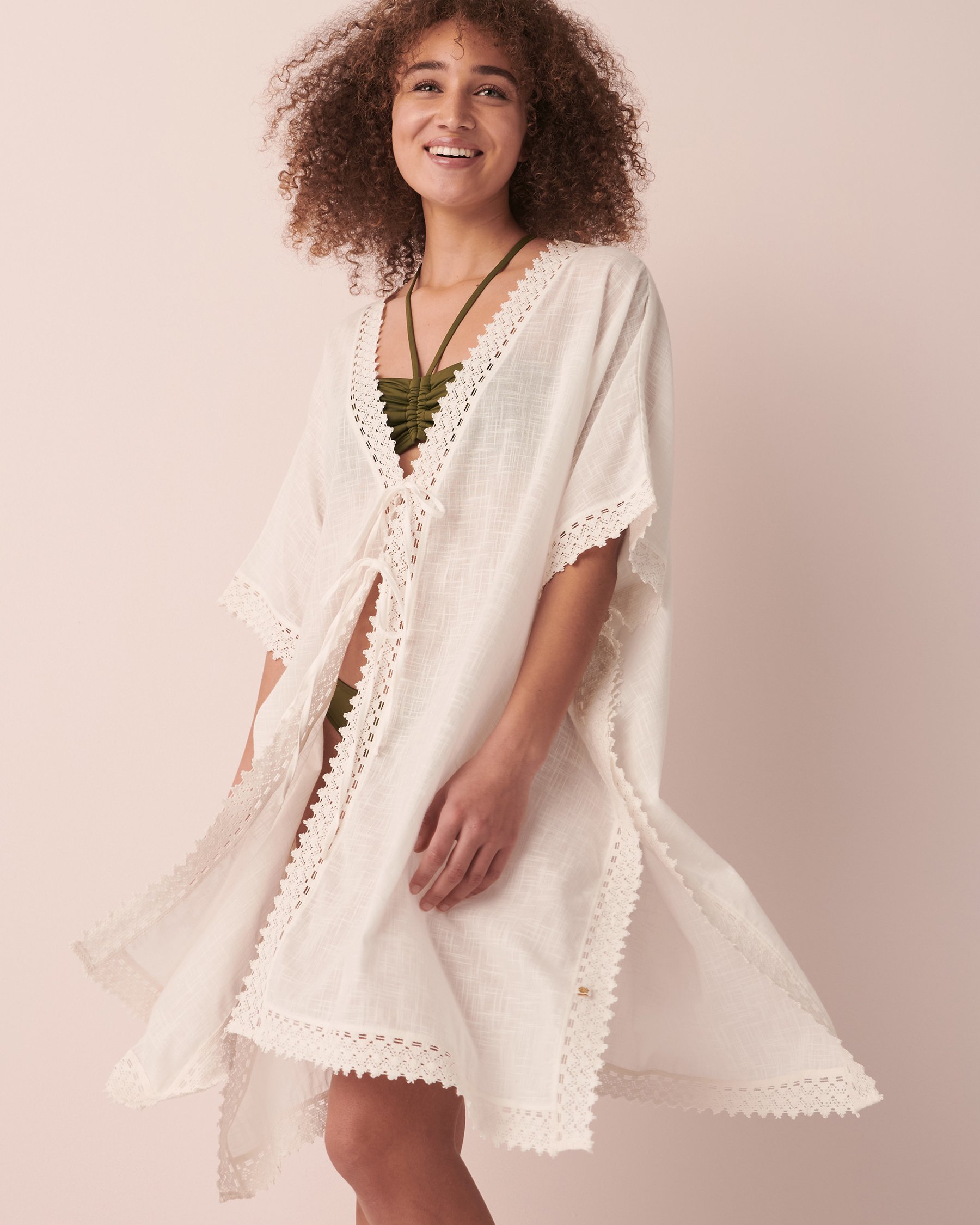 LA VIE EN ROSE AQUA Crochet Hem Caftan Sand 80400036 - View4