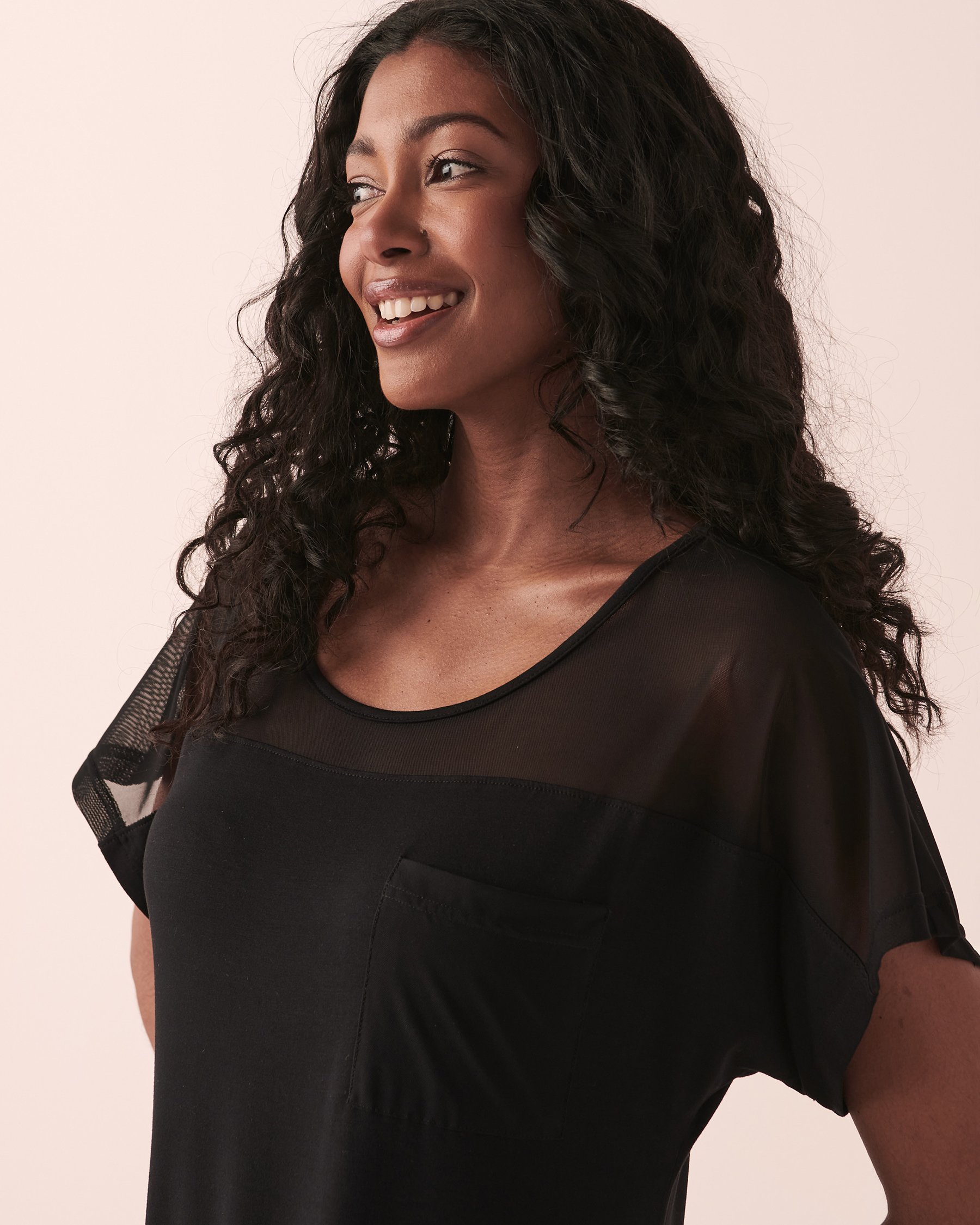 LA VIE EN ROSE AQUA Tunique en fibres recyclées Noir 80400035 - View3