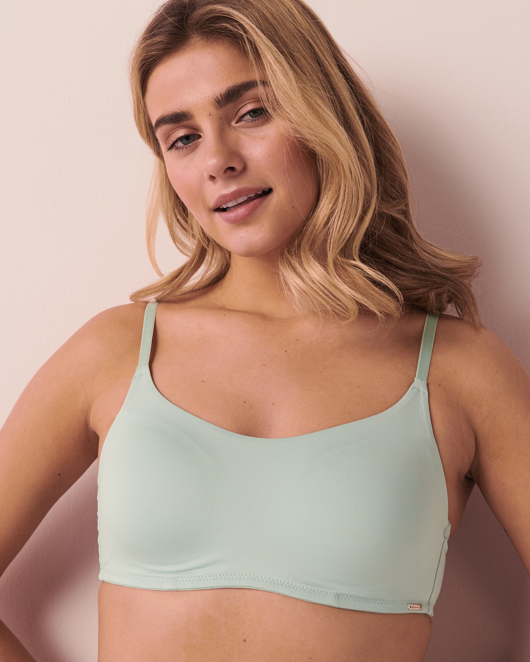 LA VIE EN ROSE Lightly Lined Wireless Minimalist Bra Cool mint 10200244 - View1