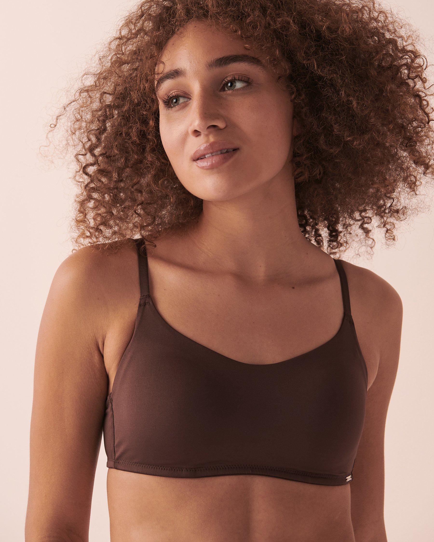 LA VIE EN ROSE Lightly Lined Wireless Minimalist Bra Smooth coffee 10200244 - View3