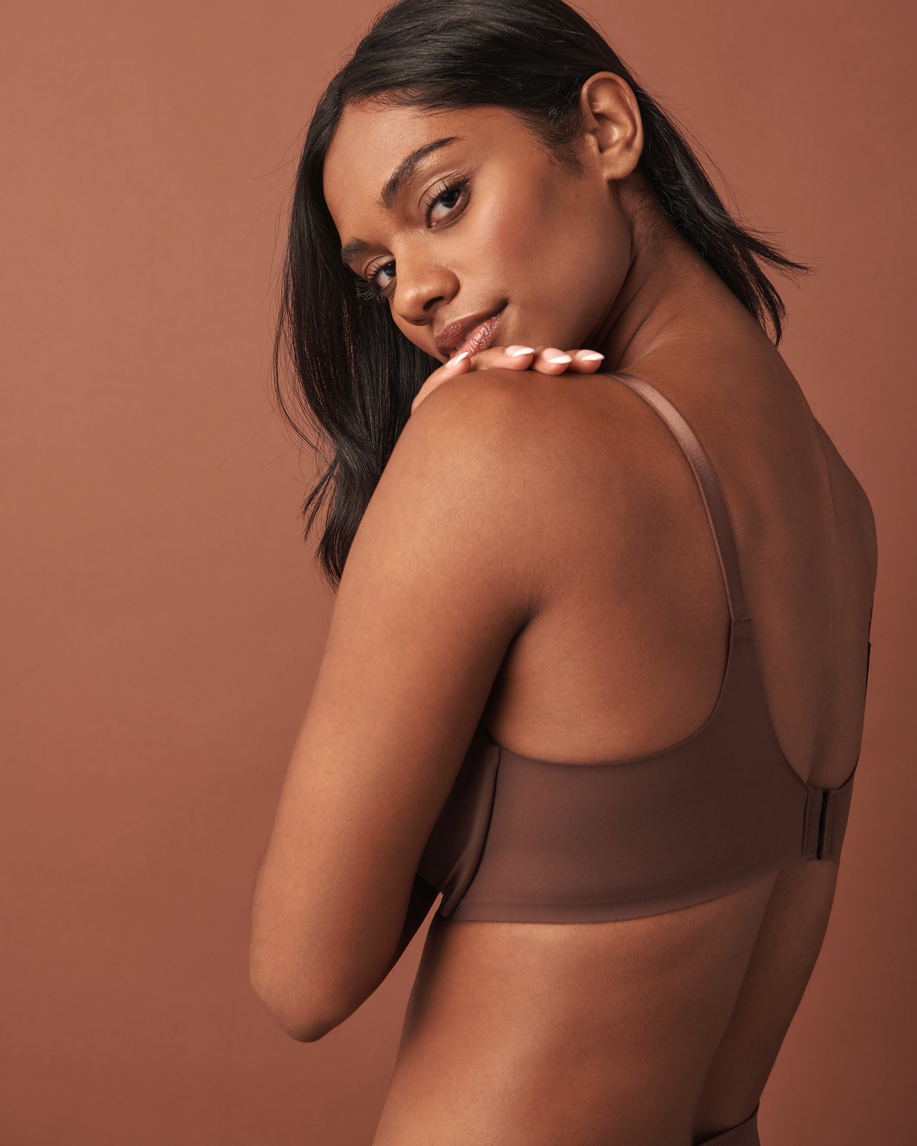 LA VIE EN ROSE Push-up Wireless Sleek Back Bra Smooth coffee 10300014 - View2