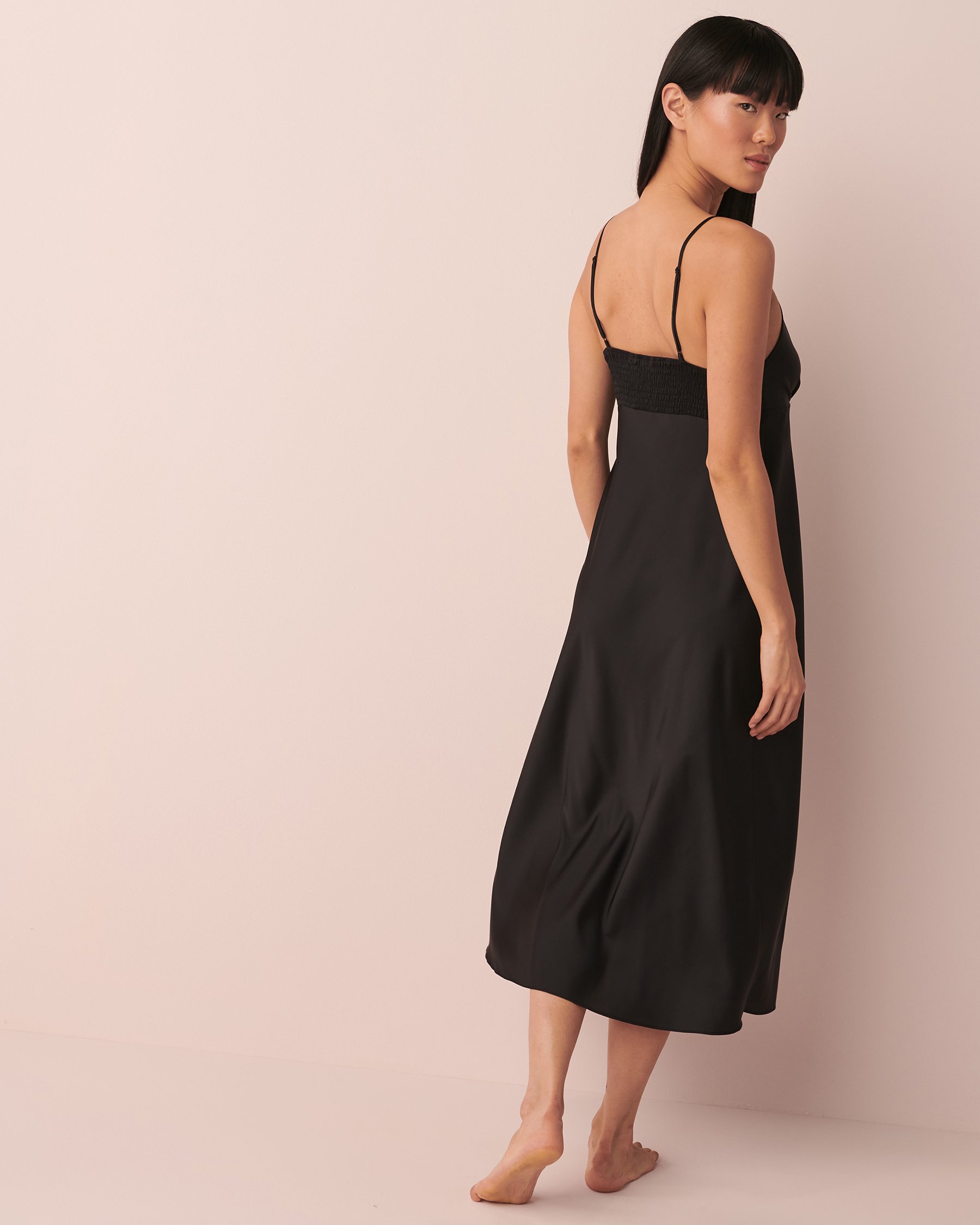 LA VIE EN ROSE Satin Maxi Open Front Cami Black 60100058 - View6