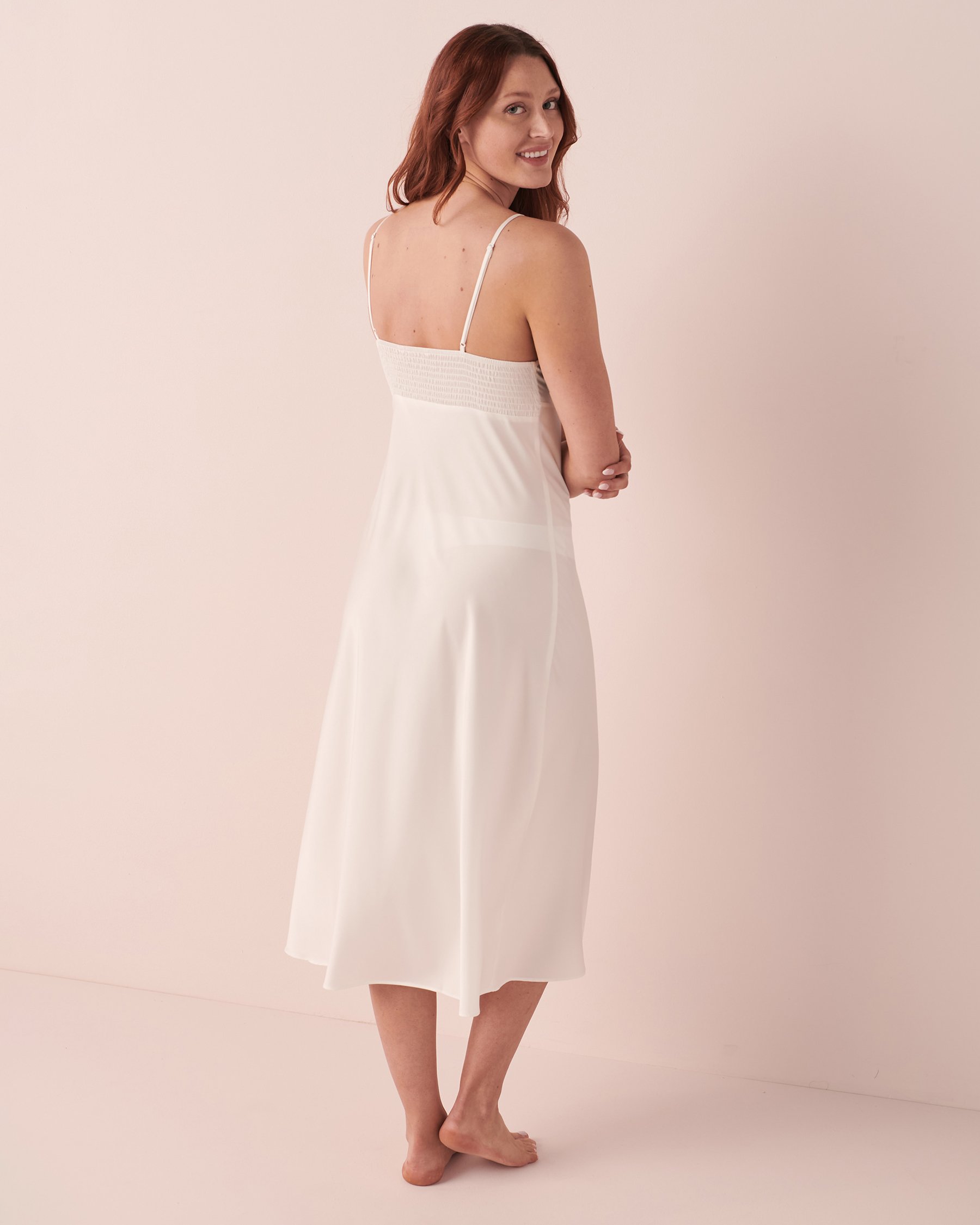 LA VIE EN ROSE Satin Maxi Open Front Cami Snow white 60100058 - View4