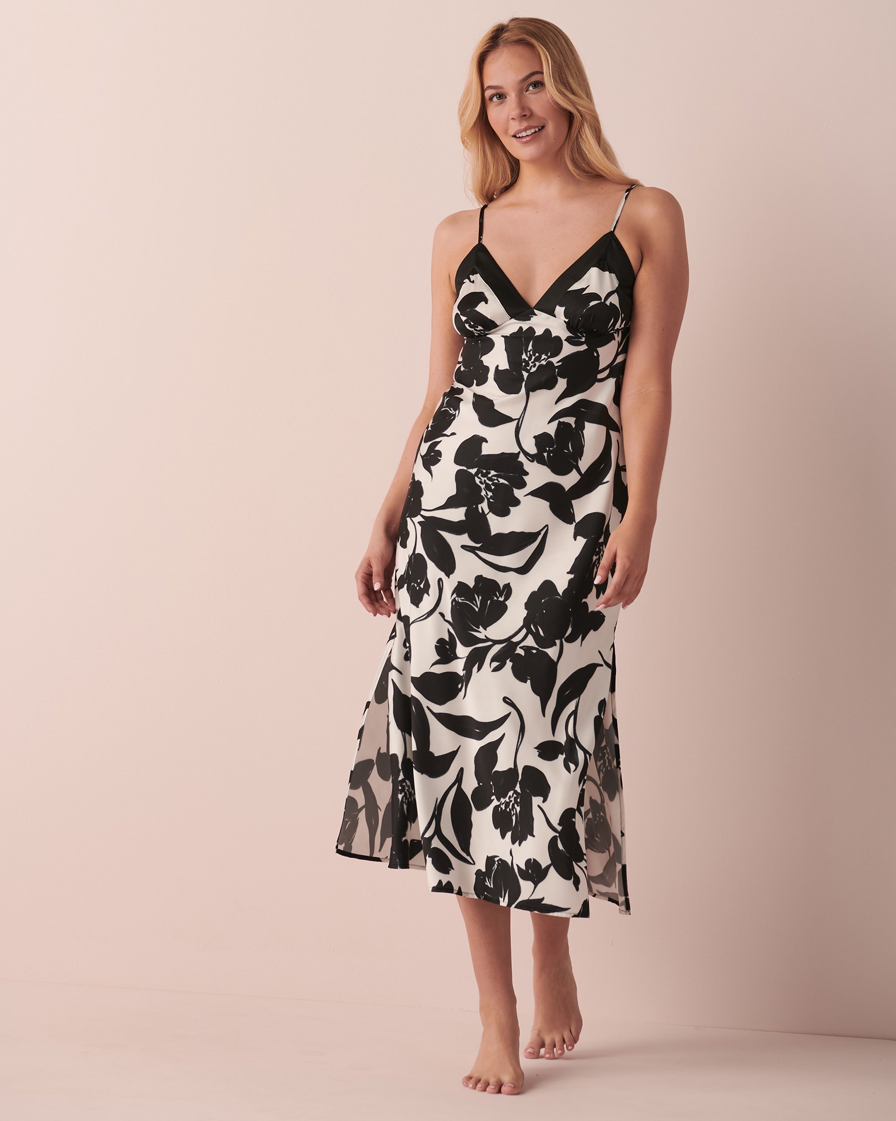LA VIE EN ROSE Satin Thin Straps Nightie Black and white floral 60500091 - View3