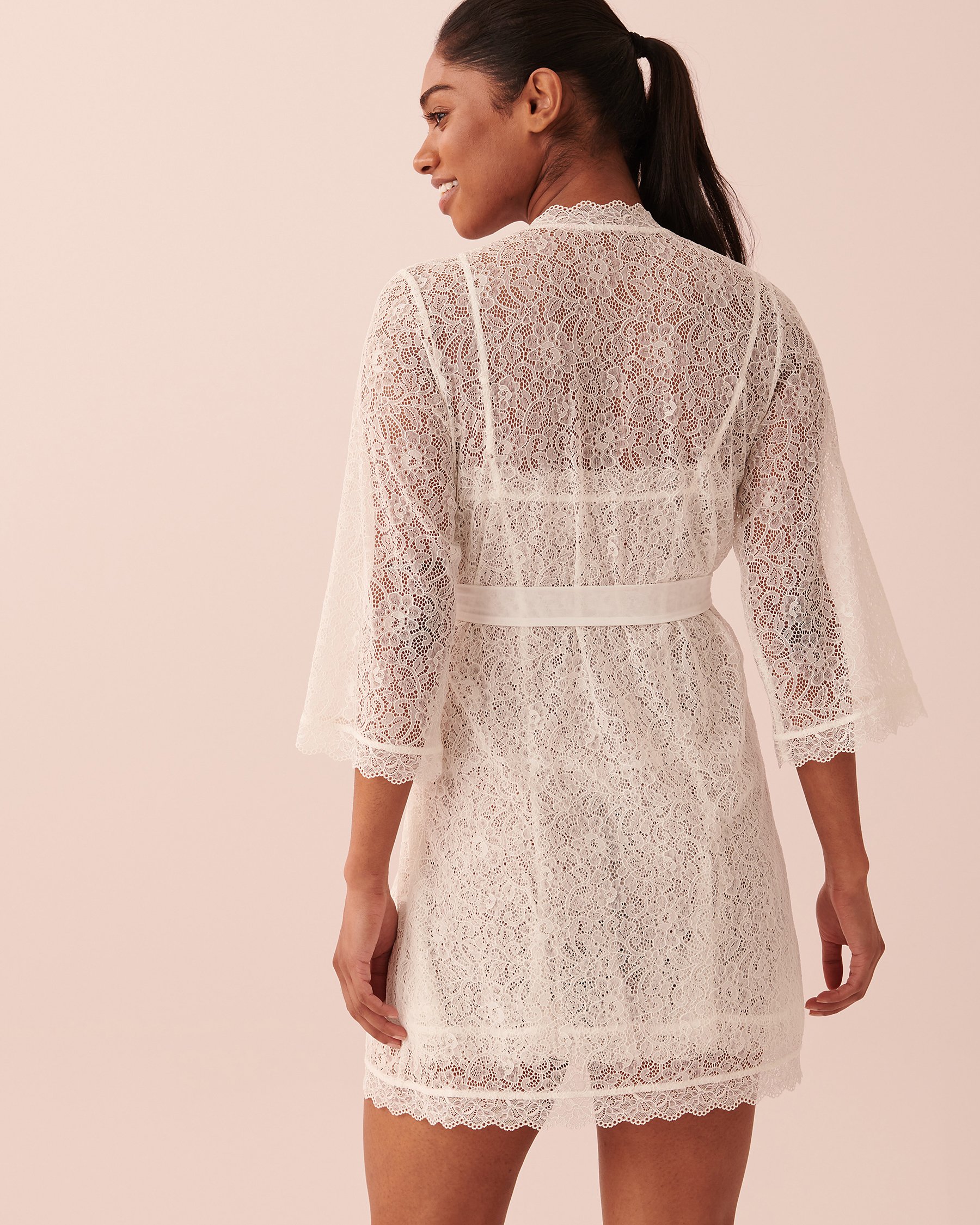 LA VIE EN ROSE Openwork Lace Kimono Snow white 60600047 - View3