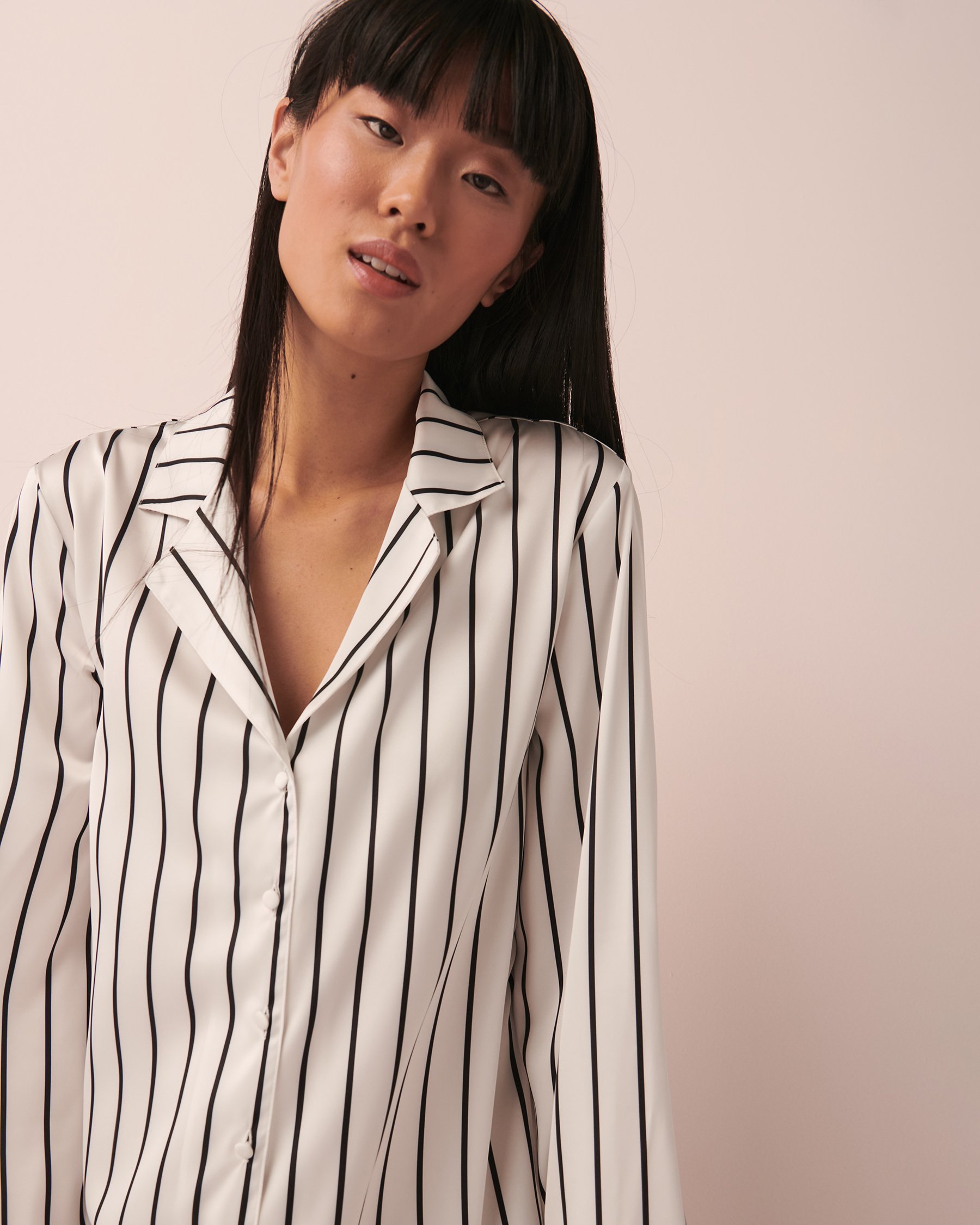 LA VIE EN ROSE Chemise de nuit boutonnée en satin Rayures 60500090 - View3