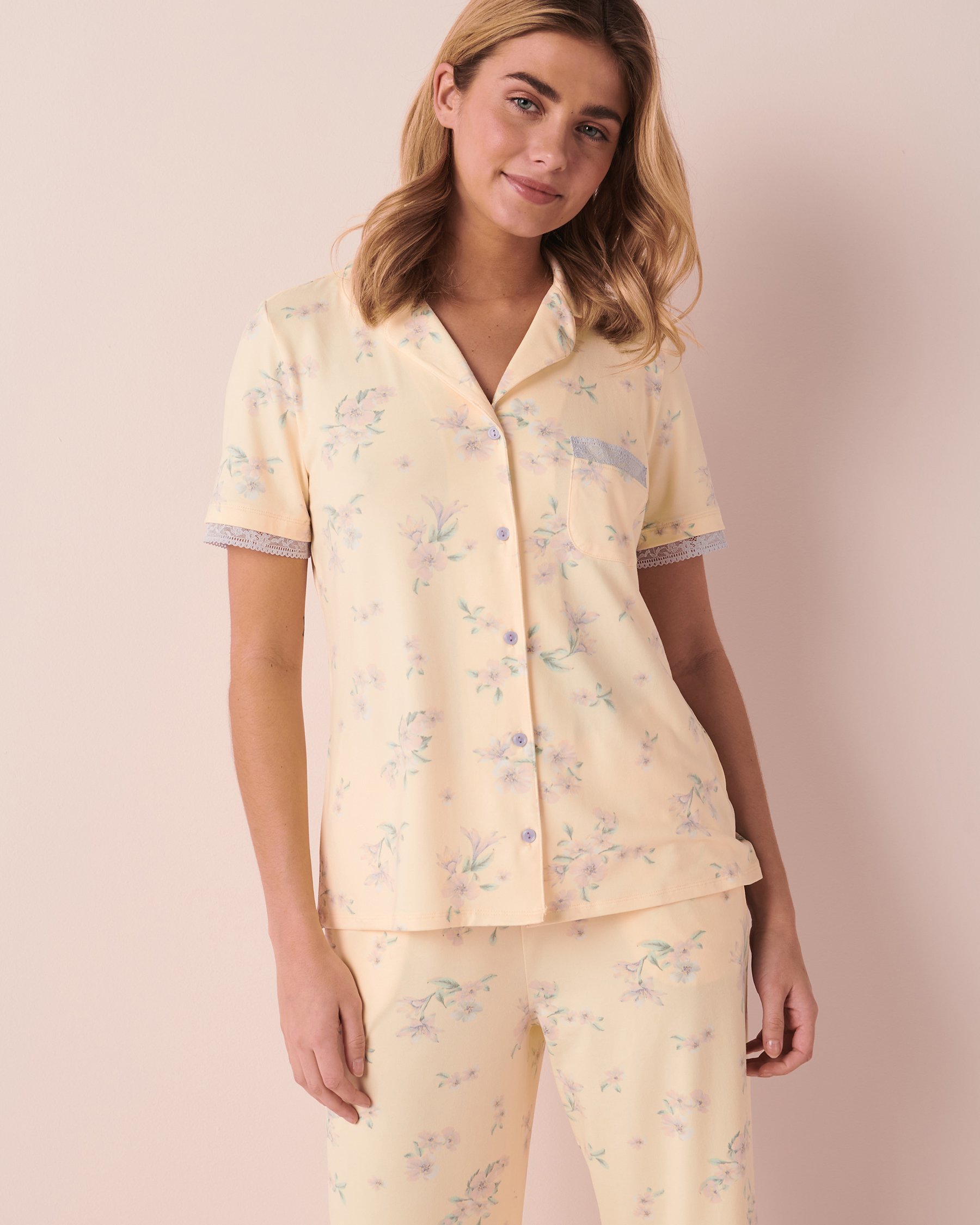 LA VIE EN ROSE Super Soft Lace Detail Shirt Lilac oasis 40100418 - View5