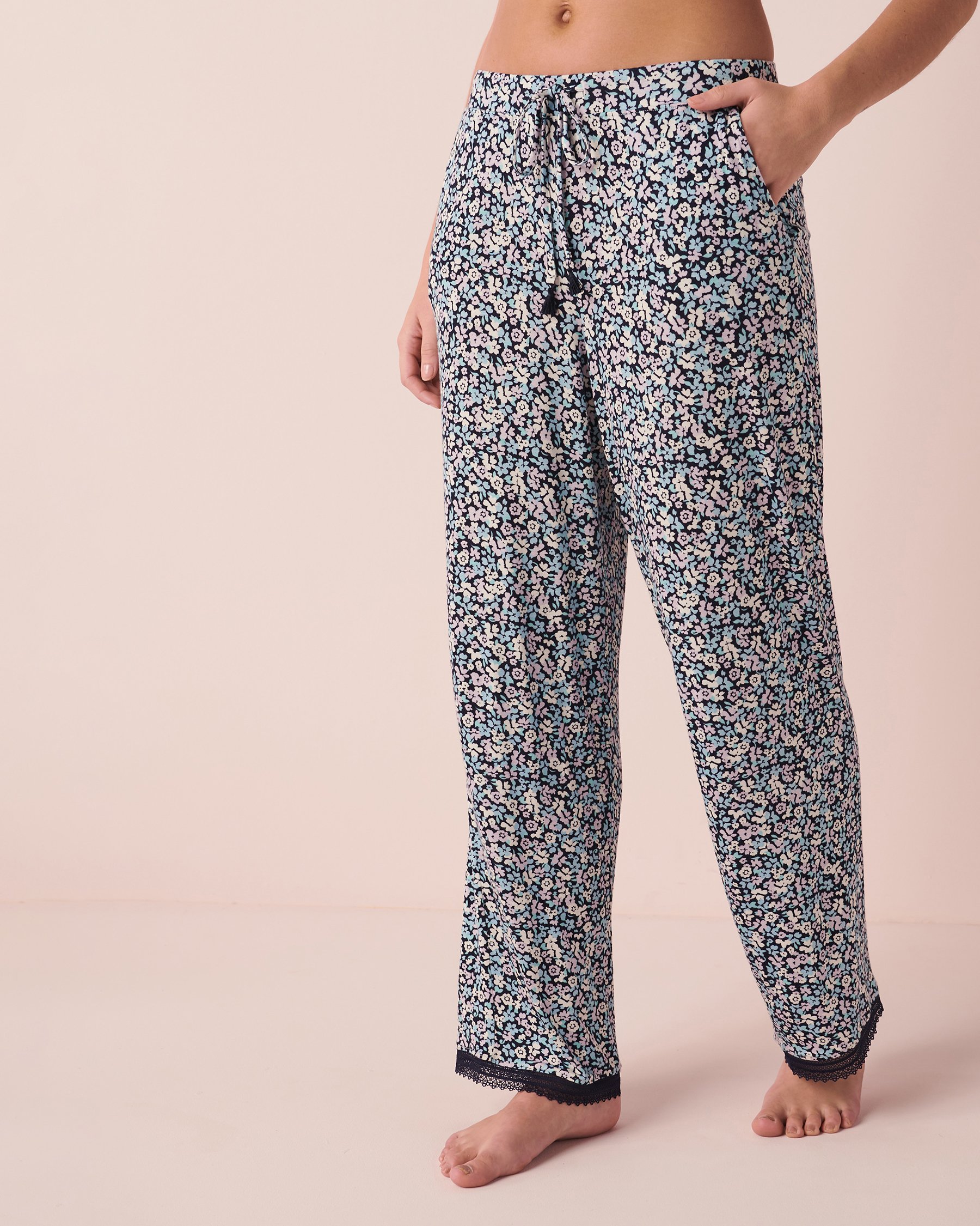 LA VIE EN ROSE Soft Jersey Lace Trim Pants Navy ditsy 40200421 - View1