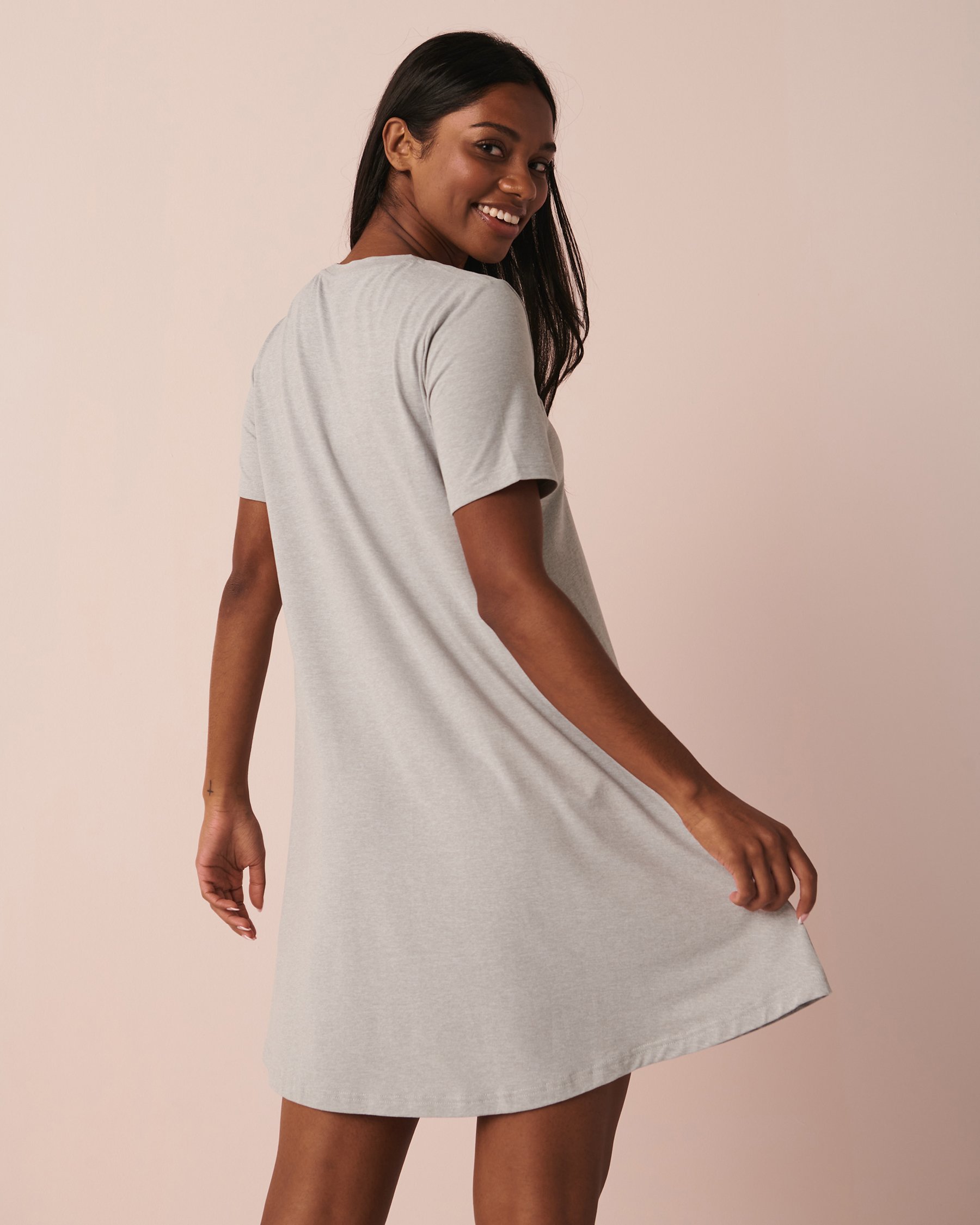 LA VIE EN ROSE Chemise de nuit mi-longue ultra douce Gris confo 40500253 - View3