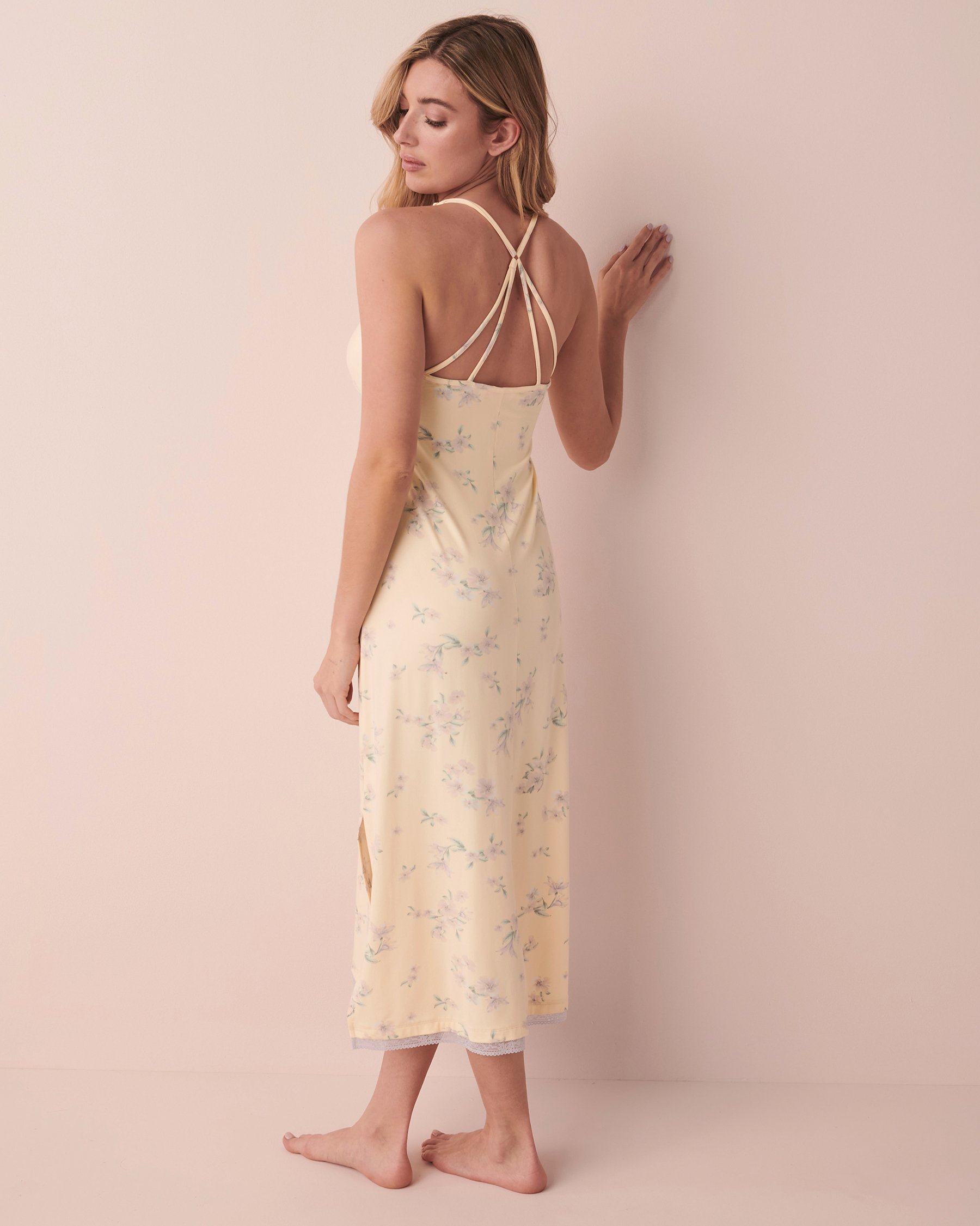 LA VIE EN ROSE Super Soft Maxi Lenght Nightie Lilac oasis 40500256 - View4