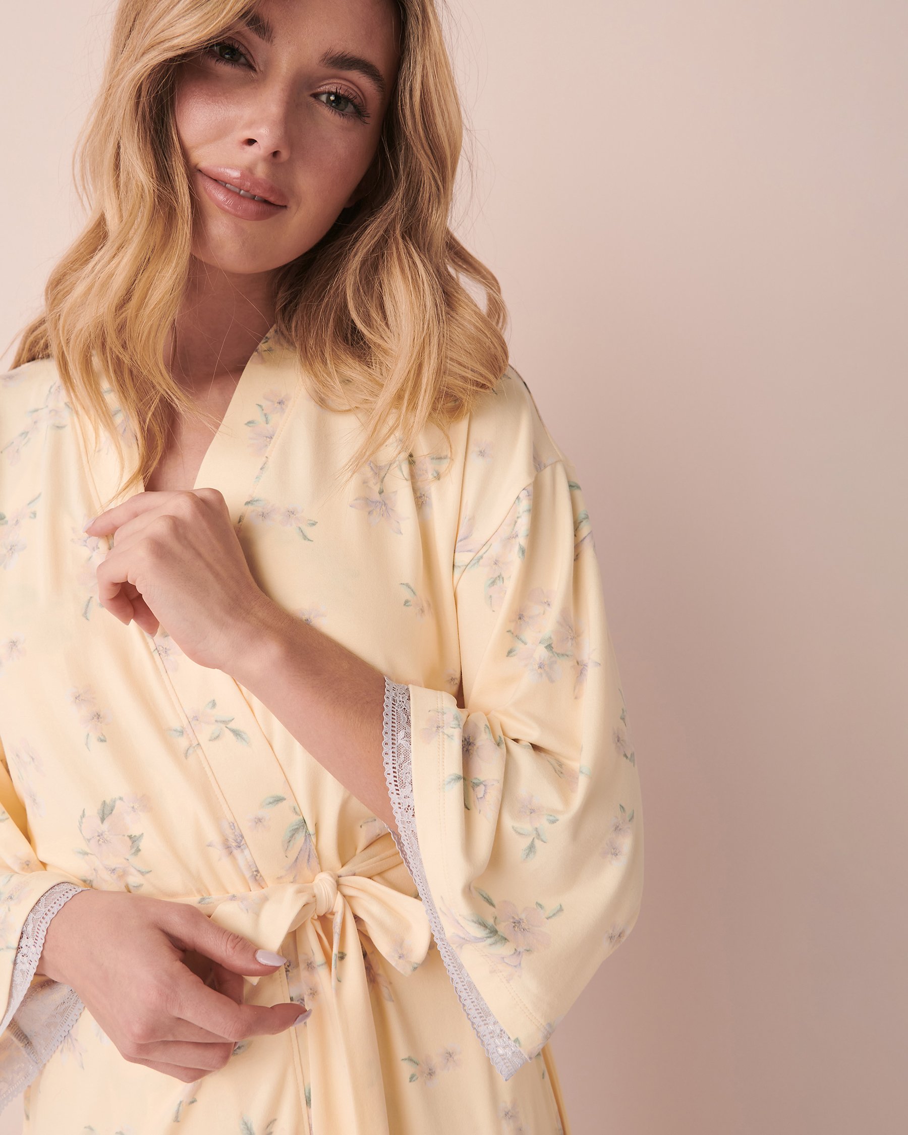 LA VIE EN ROSE Lace Trim Super Soft Long Kimono Yellow floral 40600125 - View3