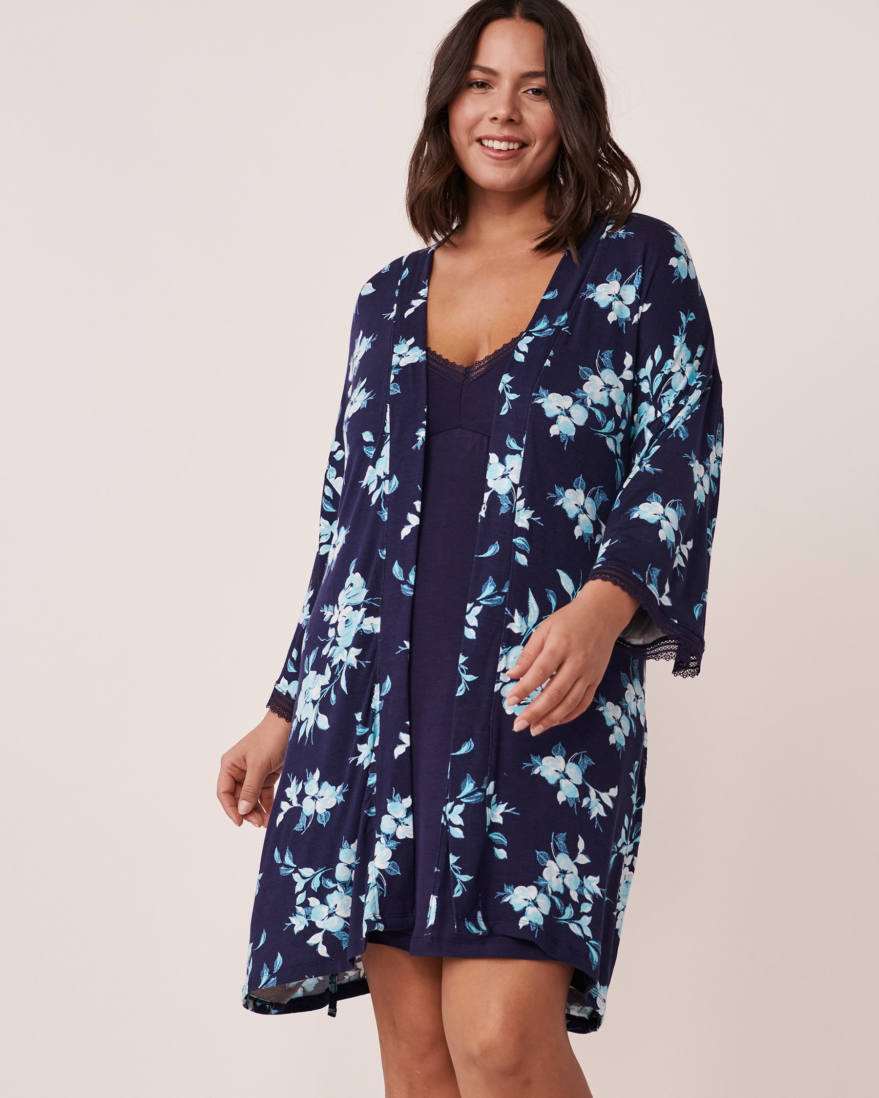 LA VIE EN ROSE Soft Jersey Lace Trim Kimono Navy floral 40600126 - View1