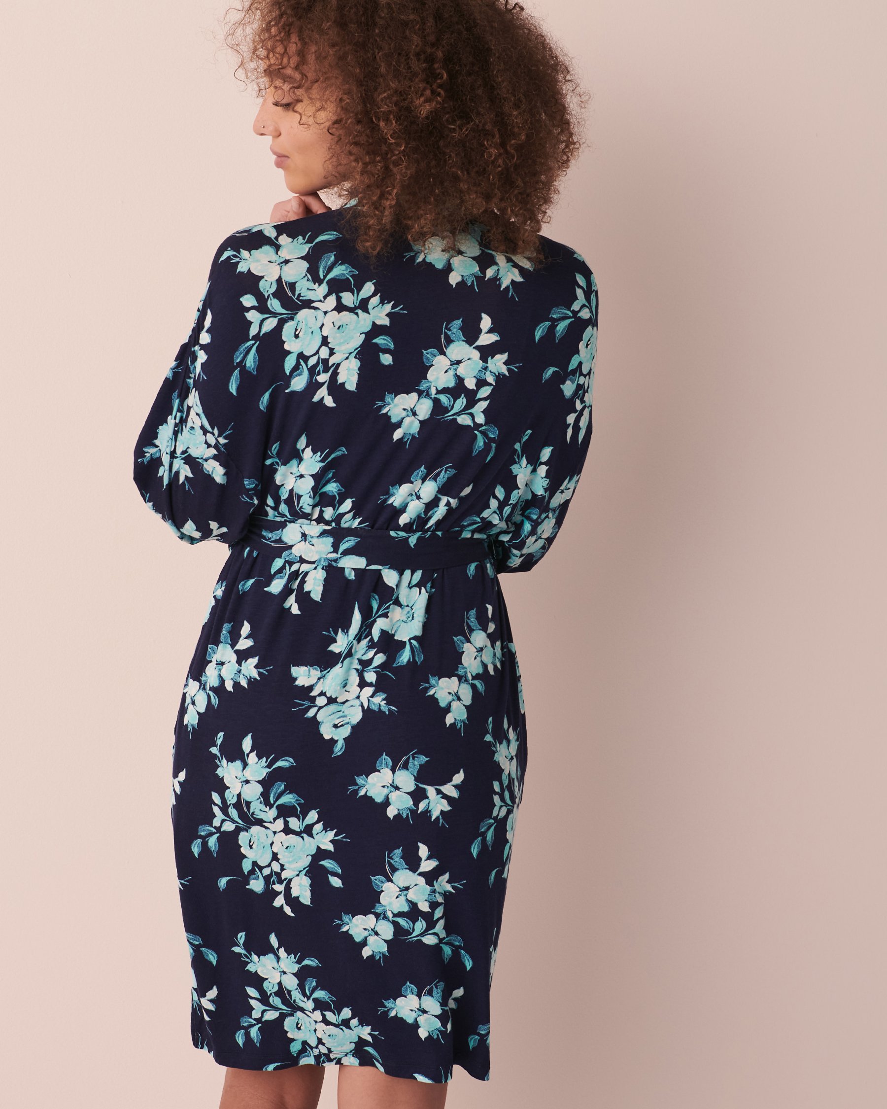 LA VIE EN ROSE Soft Jersey Lace Trim Kimono Navy floral 40600126 - View6