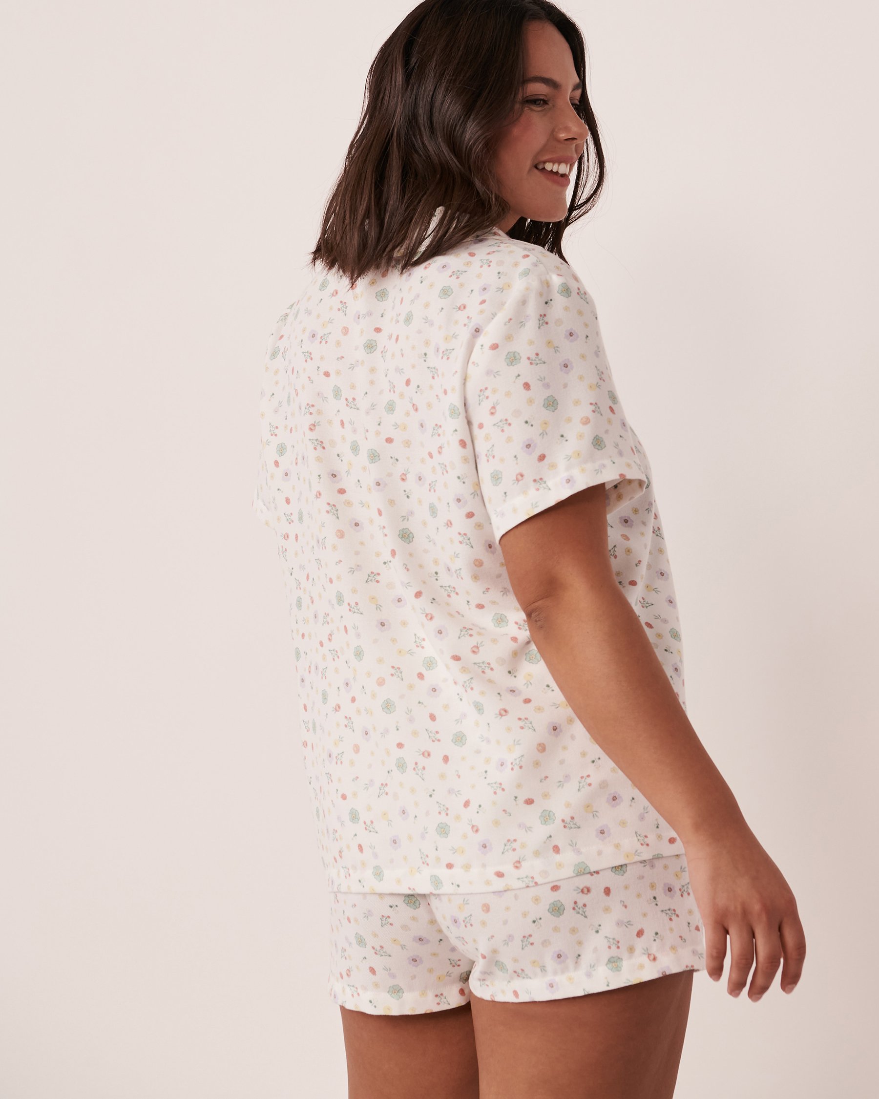 LA VIE EN ROSE Chemisier manches courtes imprimé Fleurs sauvages blanches 40100411 - View2