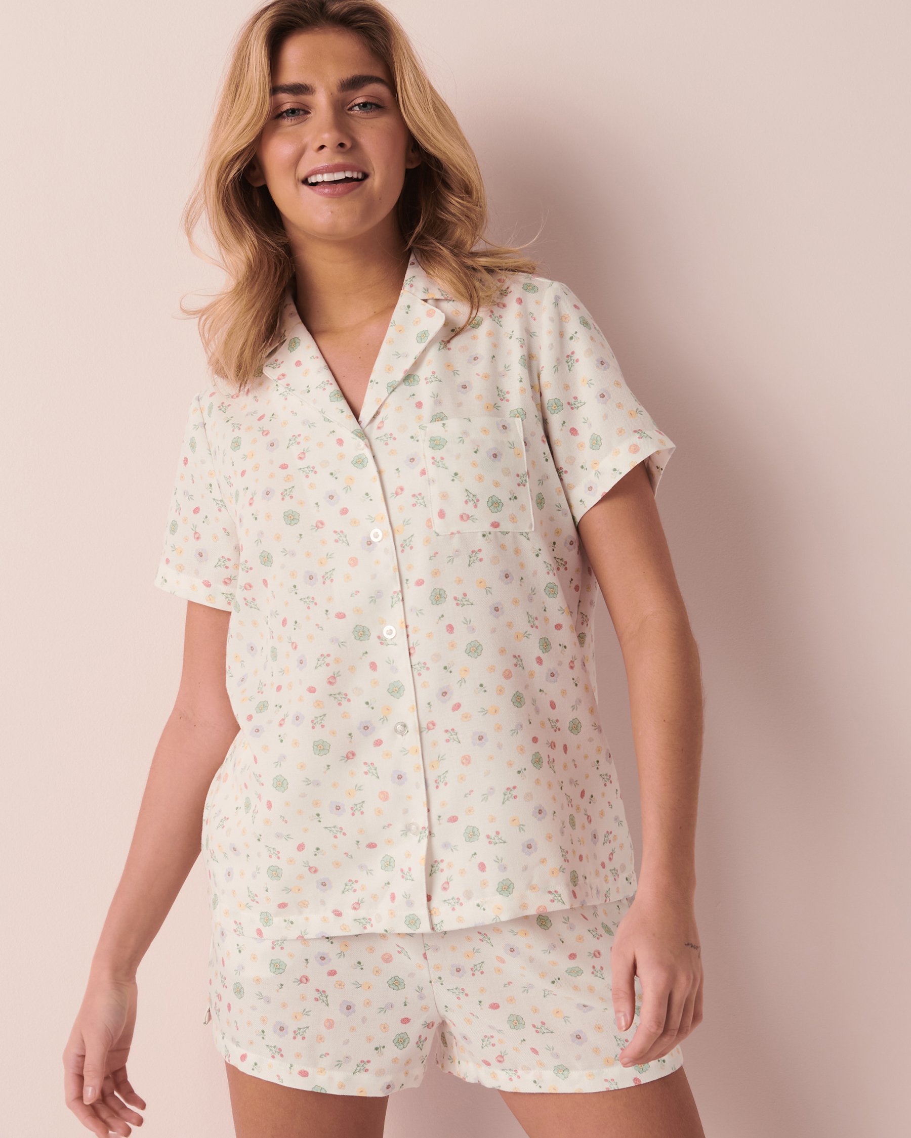 LA VIE EN ROSE Chemisier manches courtes imprimé Fleurs sauvages blanches 40100411 - View6