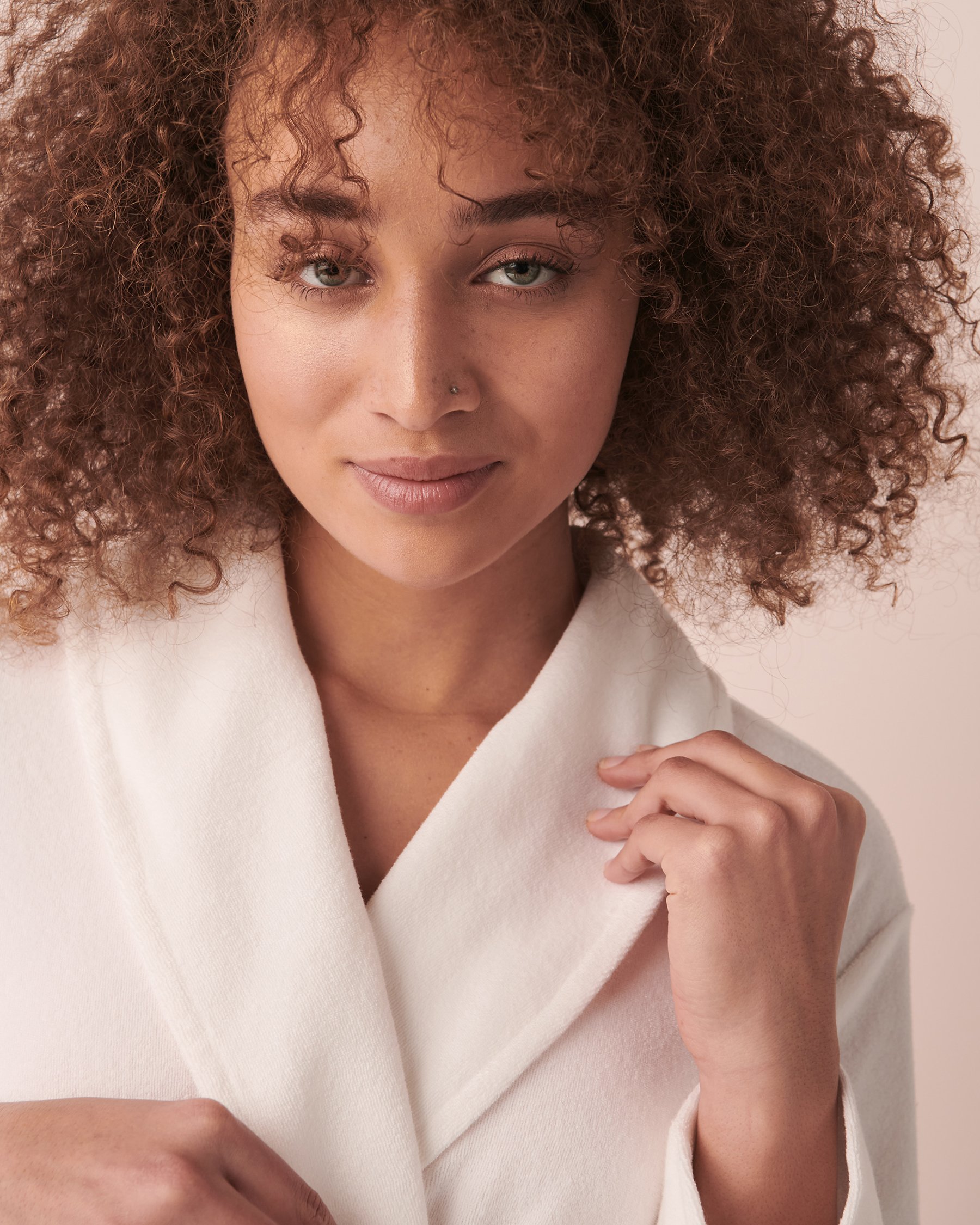 LA VIE EN ROSE Terry Spa Robe White 40600124 - View4