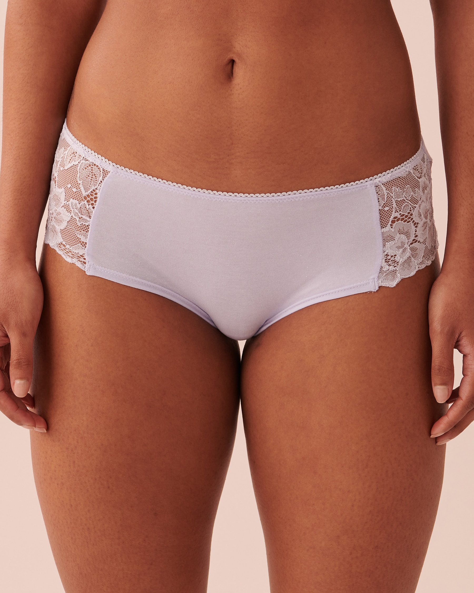 LA VIE EN ROSE Cotton and Scalloped Lace Detail Hiphugger Panty Lavender 20100282 - View1