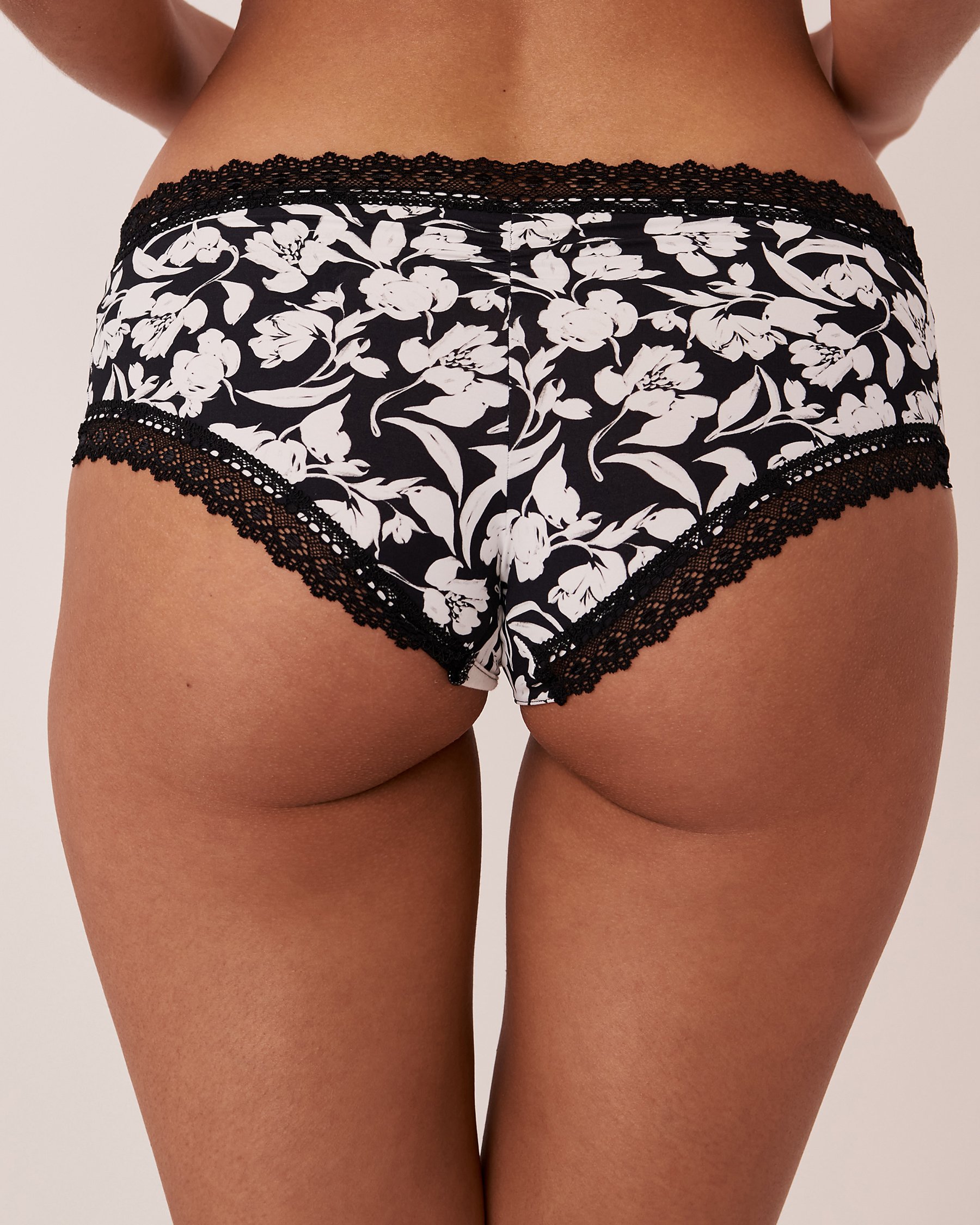 LA VIE EN ROSE Culotte aux hanches microfibre invisible Floral noir 20200322 - Voir2