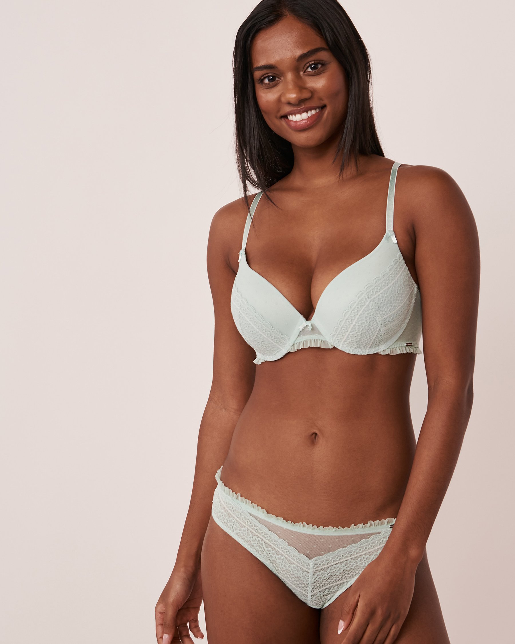 LA VIE EN ROSE Culotte tanga dentelle et résille Menthe fraîche 20300192 - Voir3