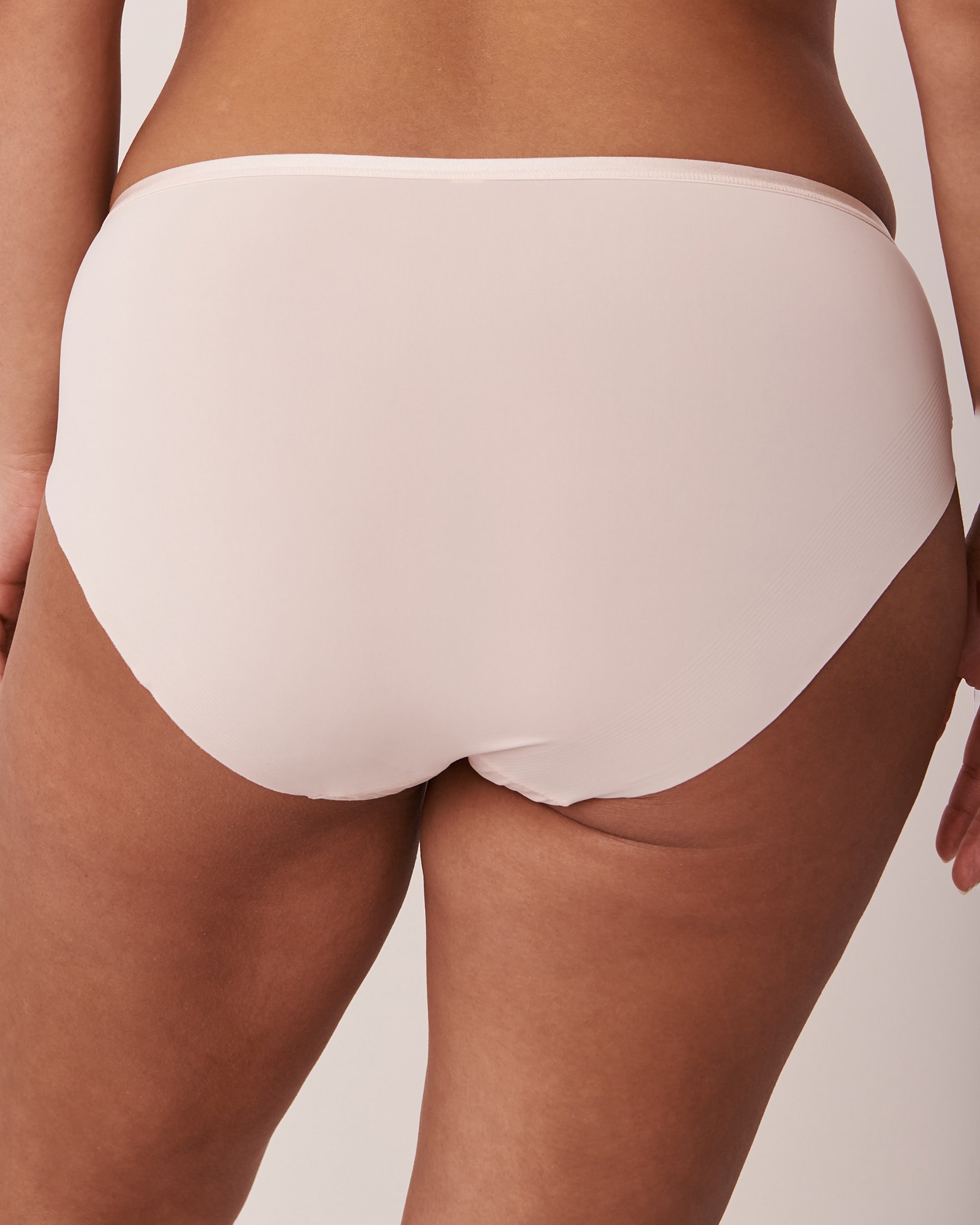 LA VIE EN ROSE Microfiber Sleek Back Bikini Panty Embroidered flowers 20300198 - View2