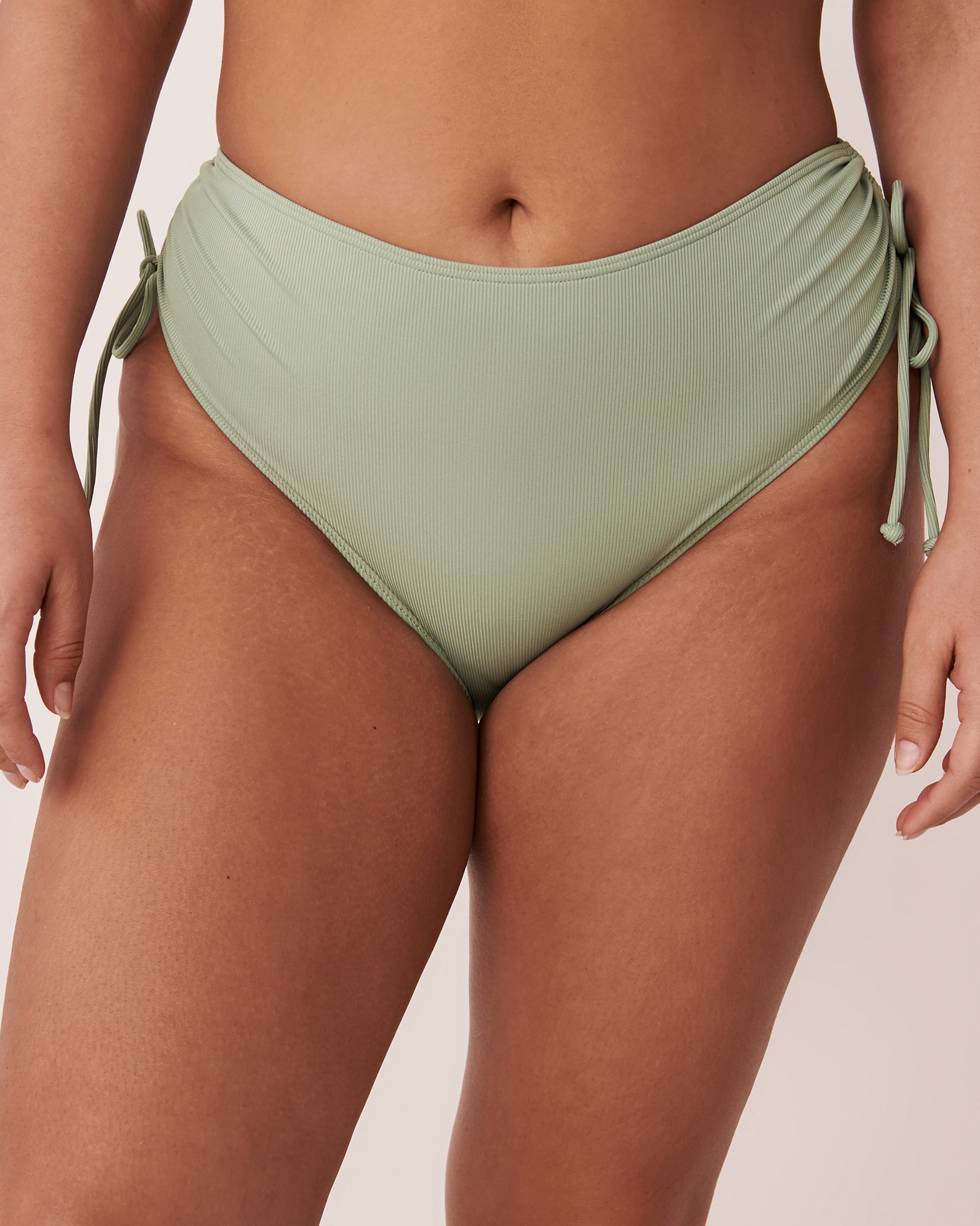 LA VIE EN ROSE AQUA LILYPAD Recycled Fibers Mid Waist Bikini Bottom Sage 70300371 - View7