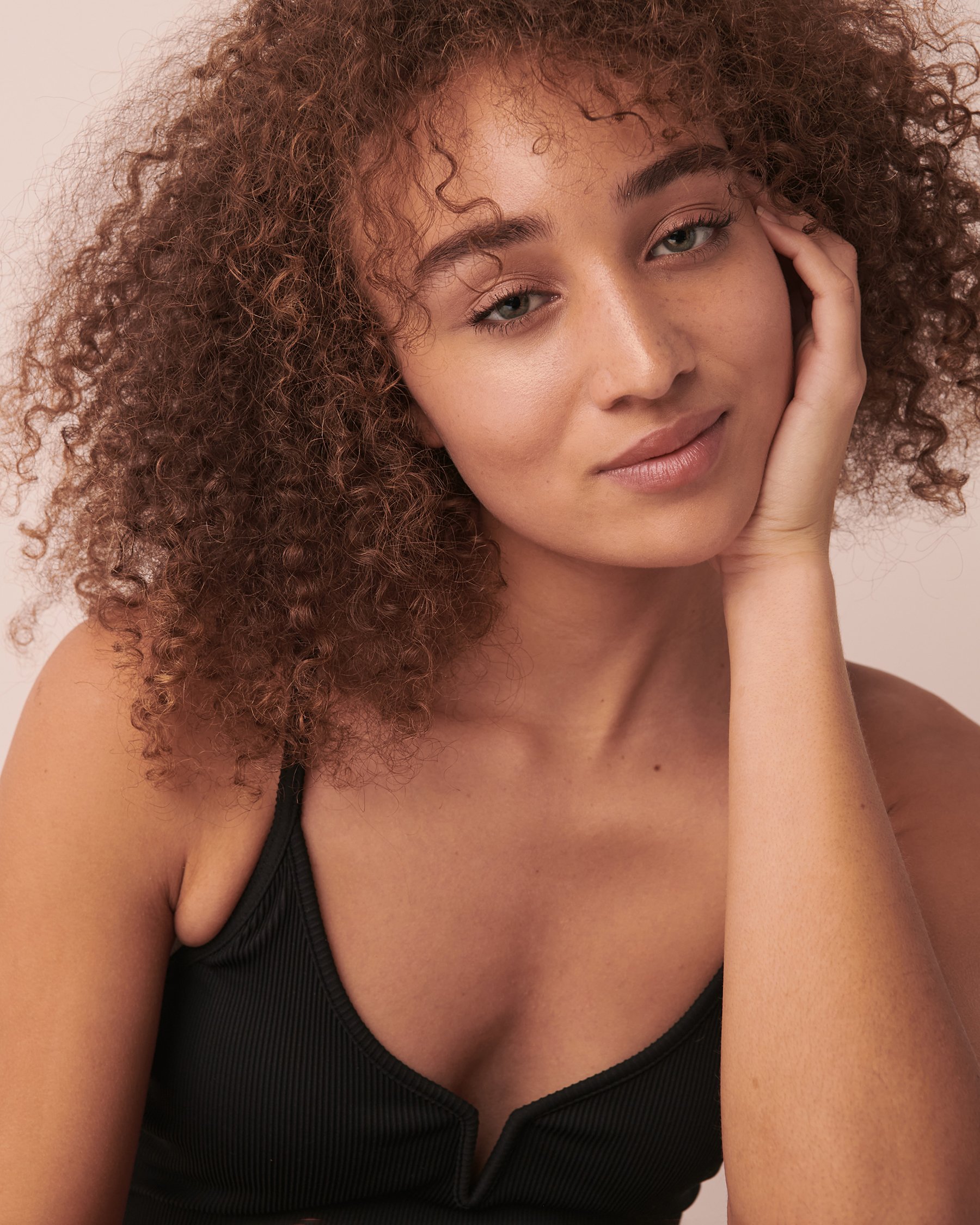 AQUAROSE Maillot une-pièce en fibres recyclées HAILEY Noir 70400073 - View4