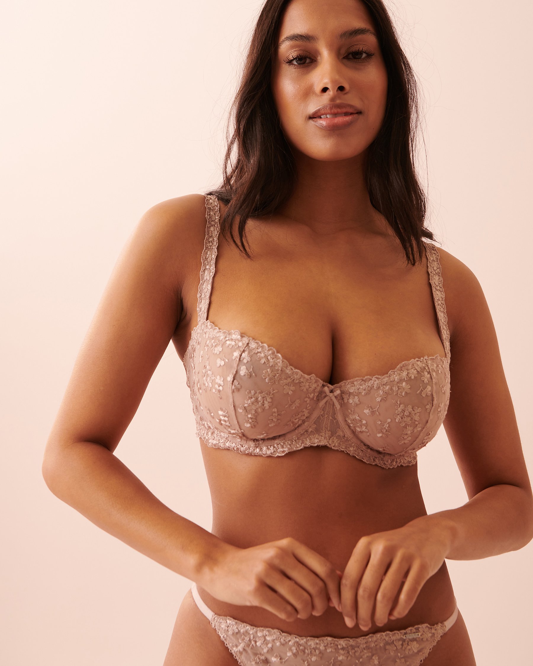 LA VIE EN ROSE Soutien-gorge sans doublure balconnet Ombre grise 10100111 - Voir1