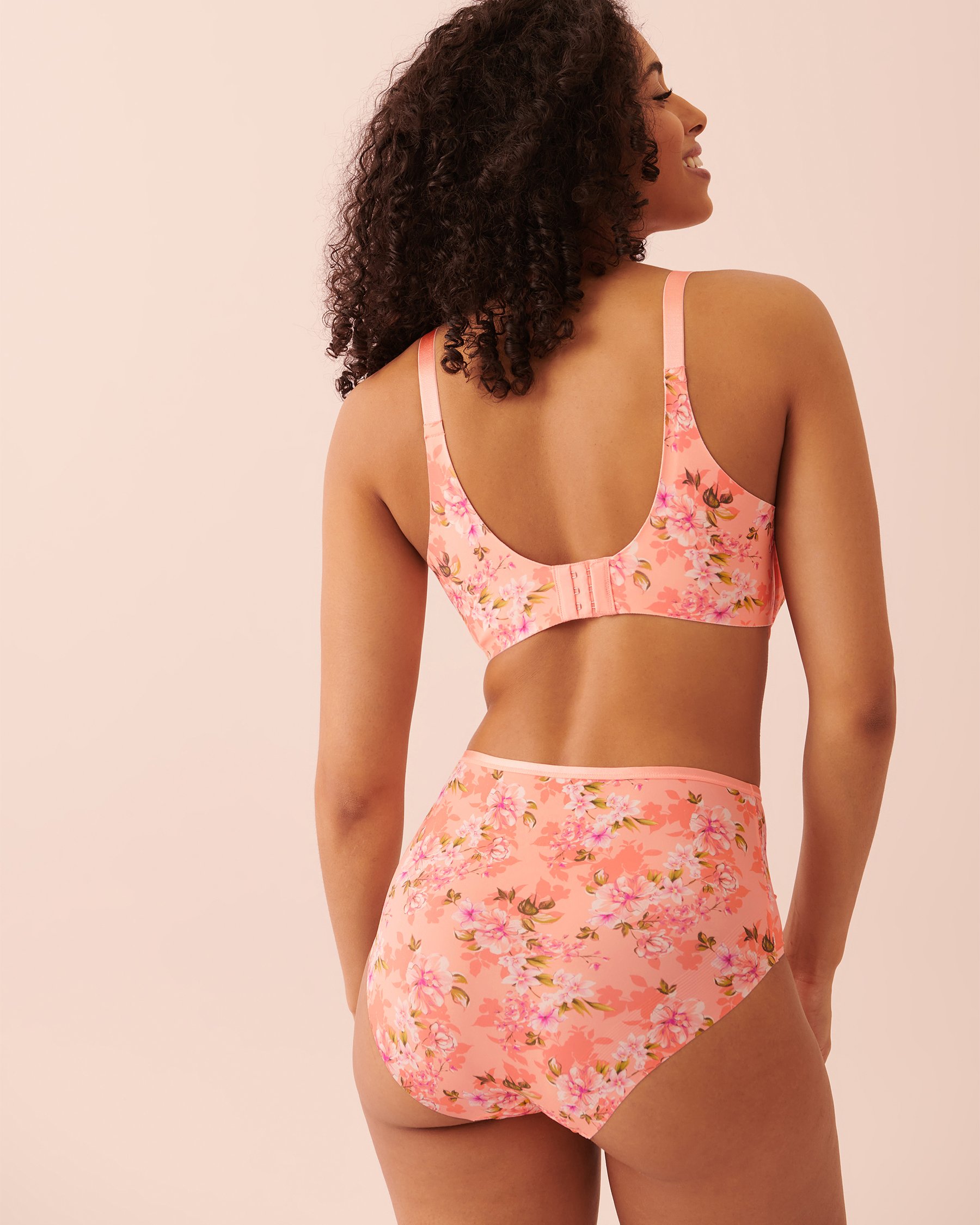 LA VIE EN ROSE Lightly Lined Sleek Back Bra Peachy floral 10200266 - View2