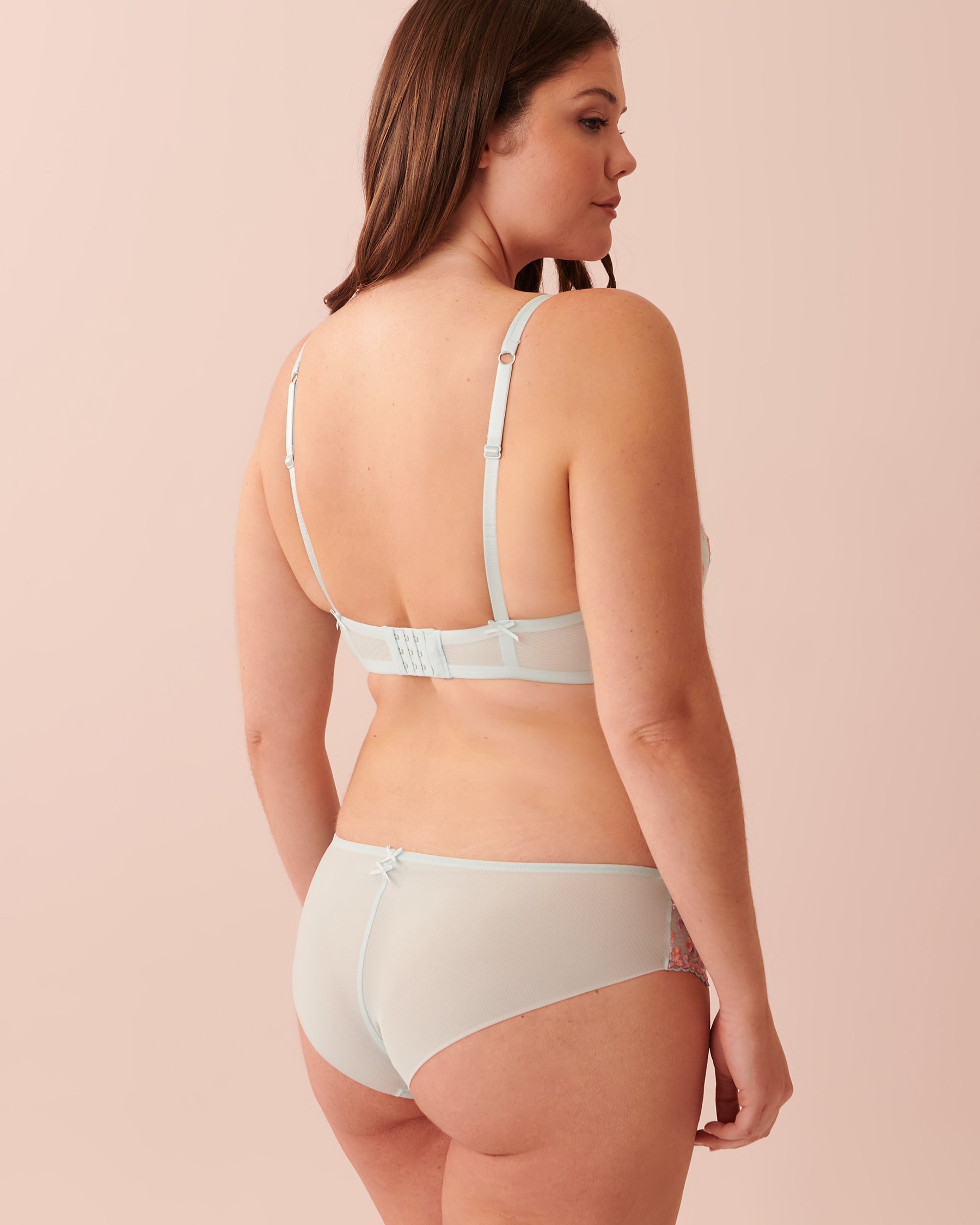 LA VIE EN ROSE Lightly Lined Spacer Foam Demi Bra Embroidered flowers 10200268 - View2