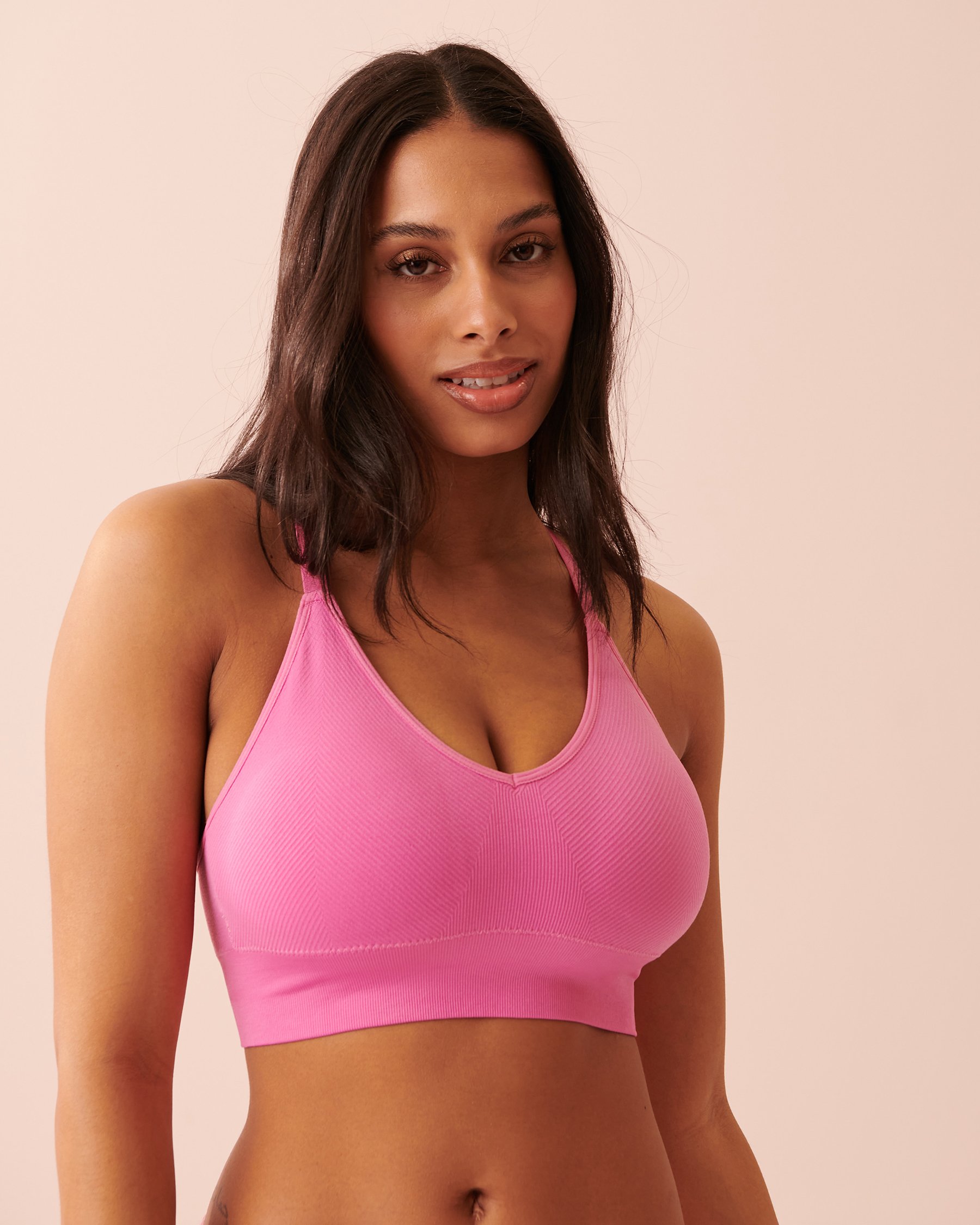 LA VIE EN ROSE Low Impact Crossback Seamless Sports Bra Bright pink 10200274 - View1