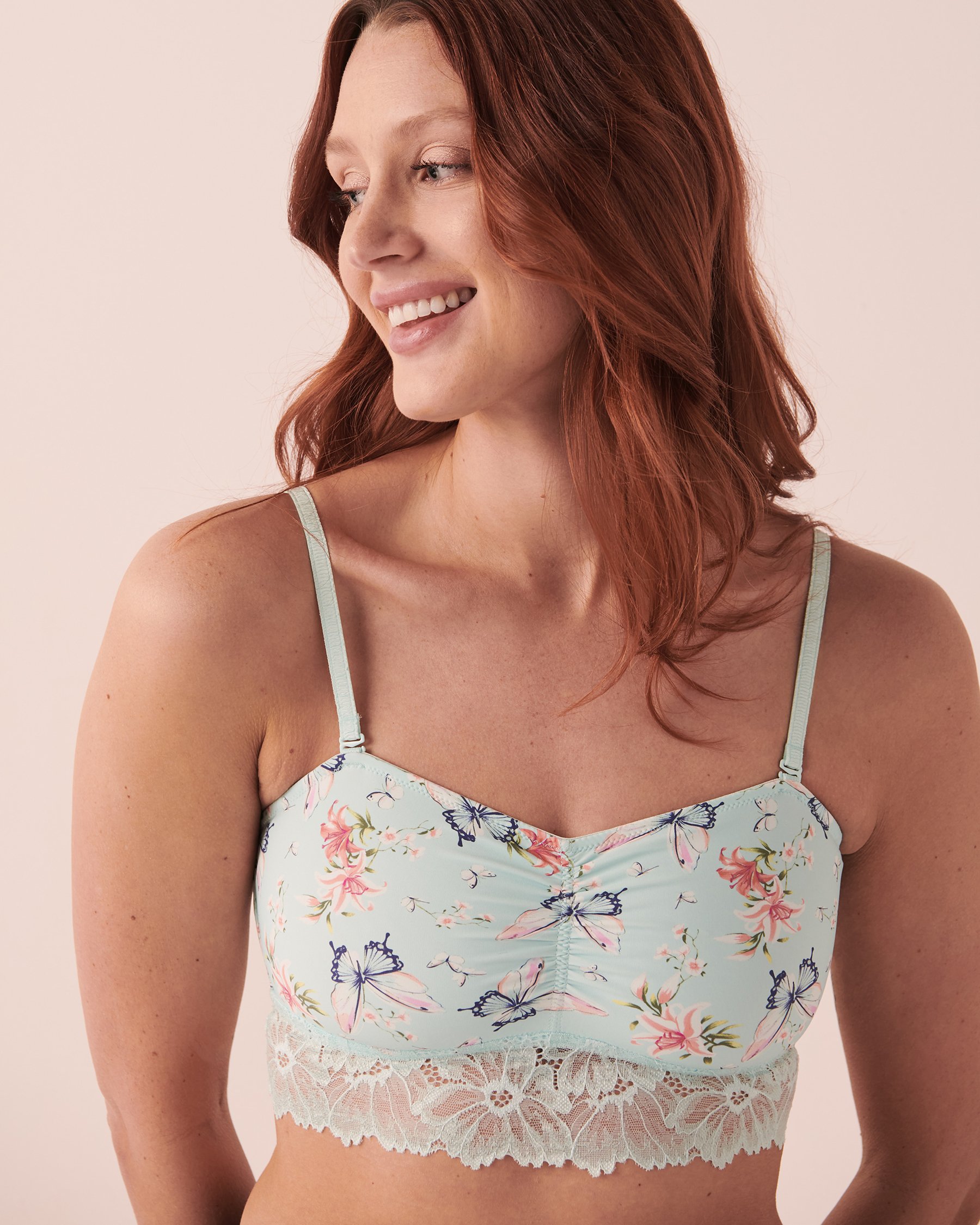 LA VIE EN ROSE Soutien-gorge bandeau doublure légère bordure de dentelle Floraison 10200275 - Voir4
