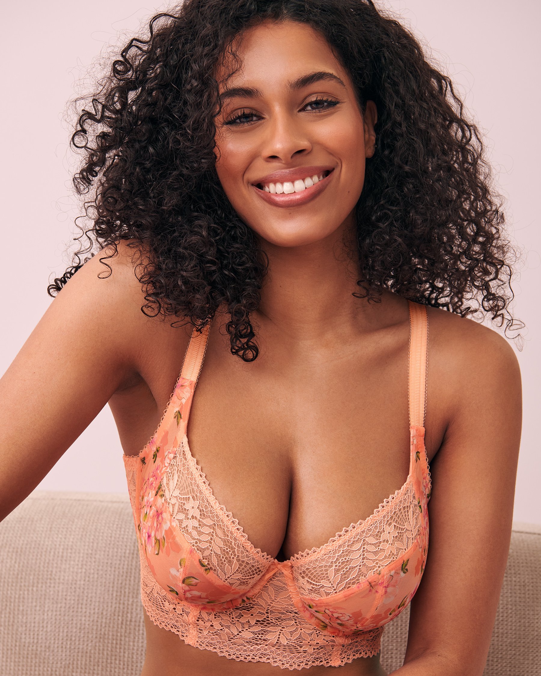 LA VIE EN ROSE Soutien-gorge sans doublure couvrant Floral pêche 10100108 - Voir1