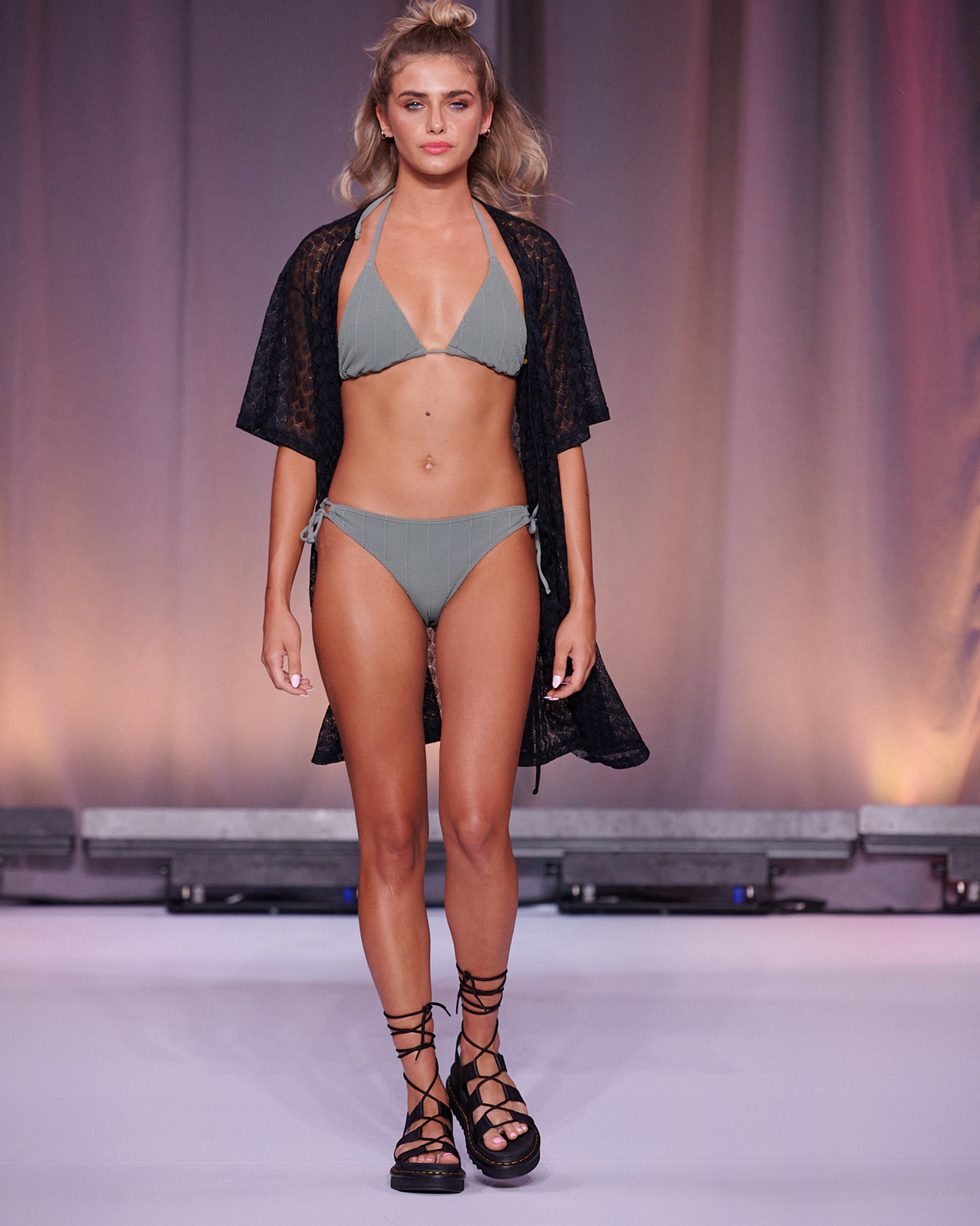 LA VIE EN ROSE AQUA TEXTURED Brazilian Bikini Bottom Agave green 70300475 - View4