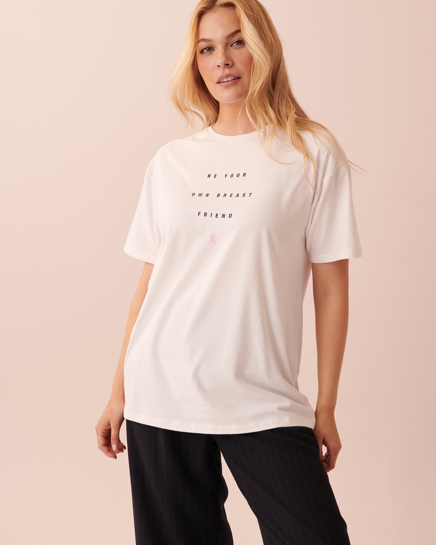 LA VIE EN ROSE Be Your Own Breast Friend T-shirt White 90400007 - View1