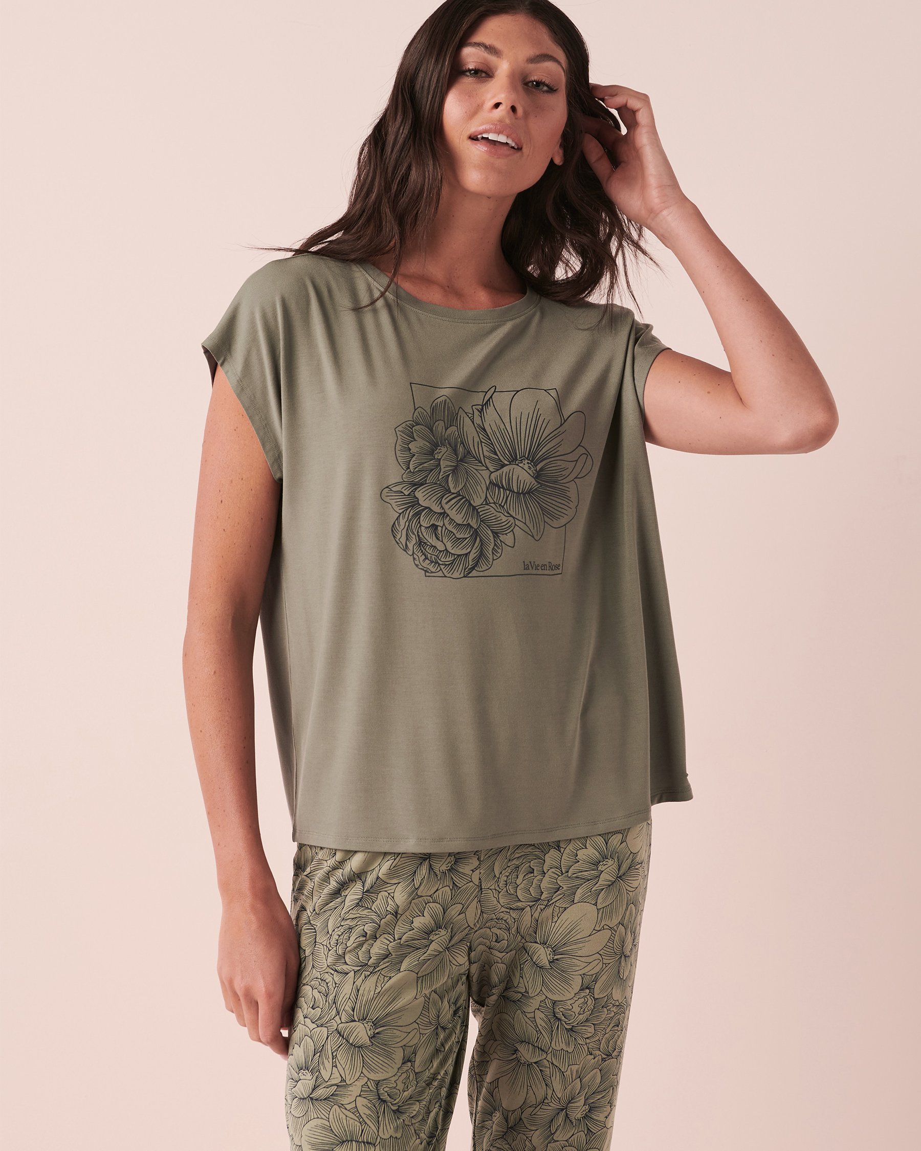 LA VIE EN ROSE T-shirt en modal Kaki 50100064 - Voir1
