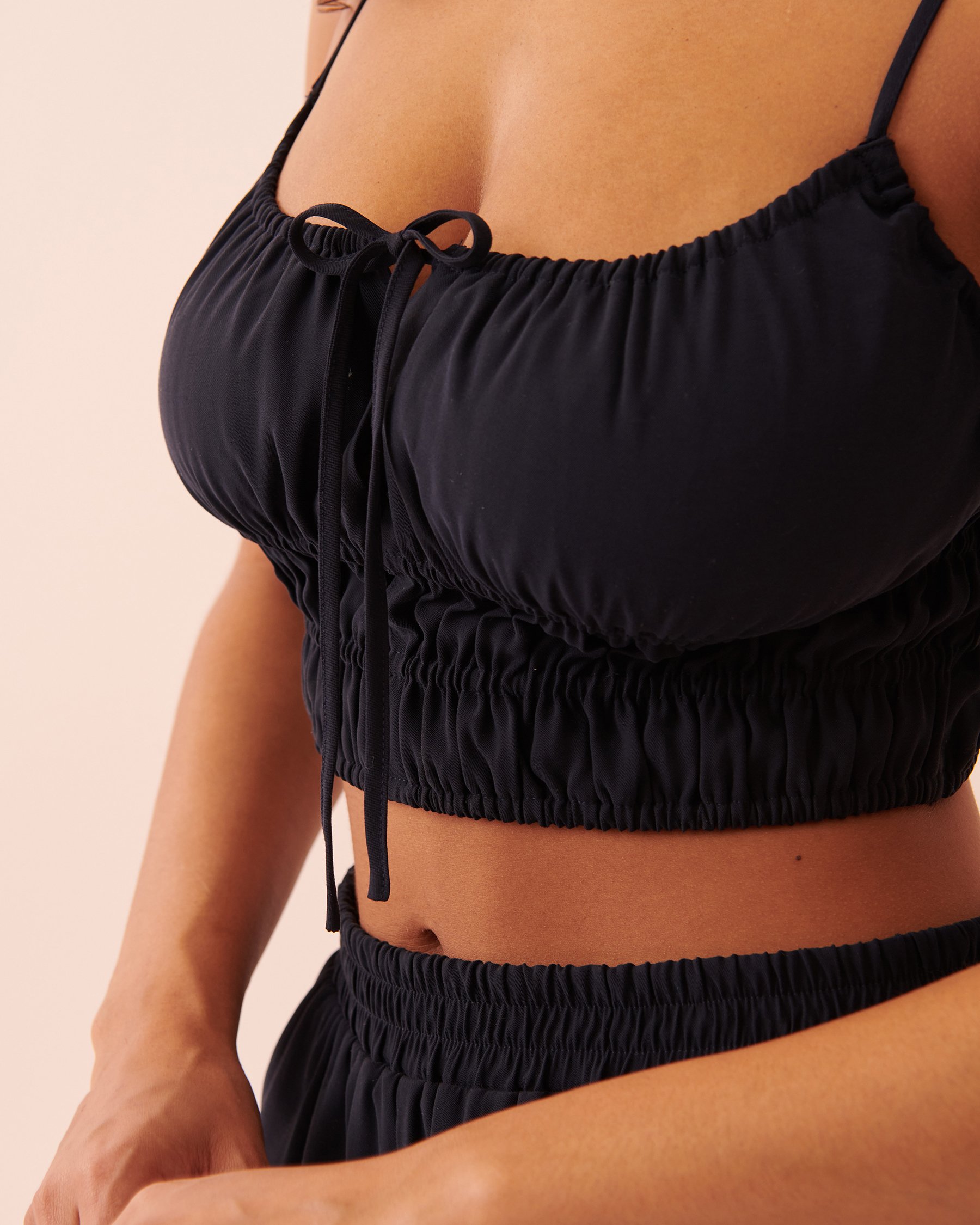 LA VIE EN ROSE Camisole courte bretelles minces Marine 50100065 - Voir3