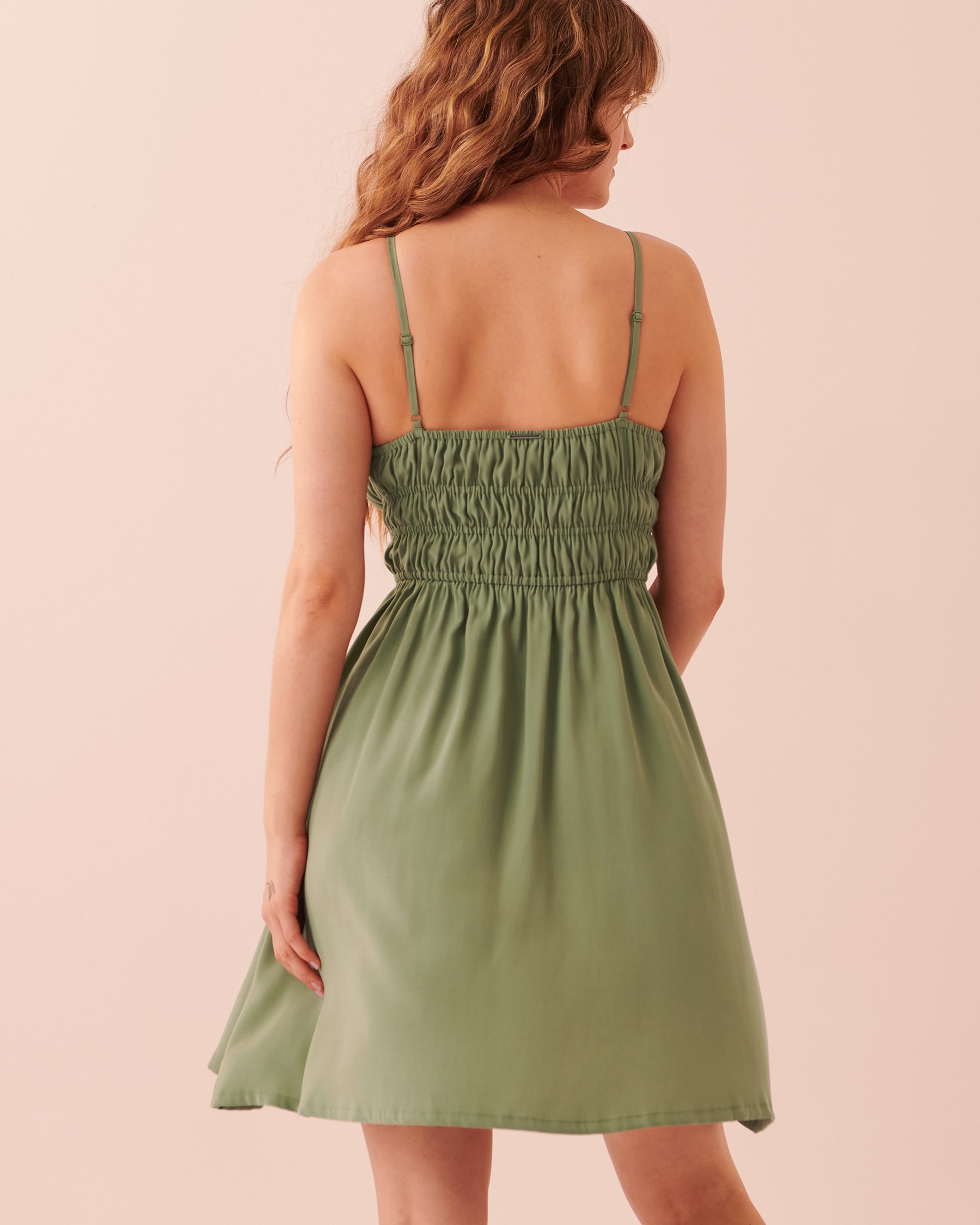 LA VIE EN ROSE Robe à bretelles minces Kaki 50400033 - Voir2