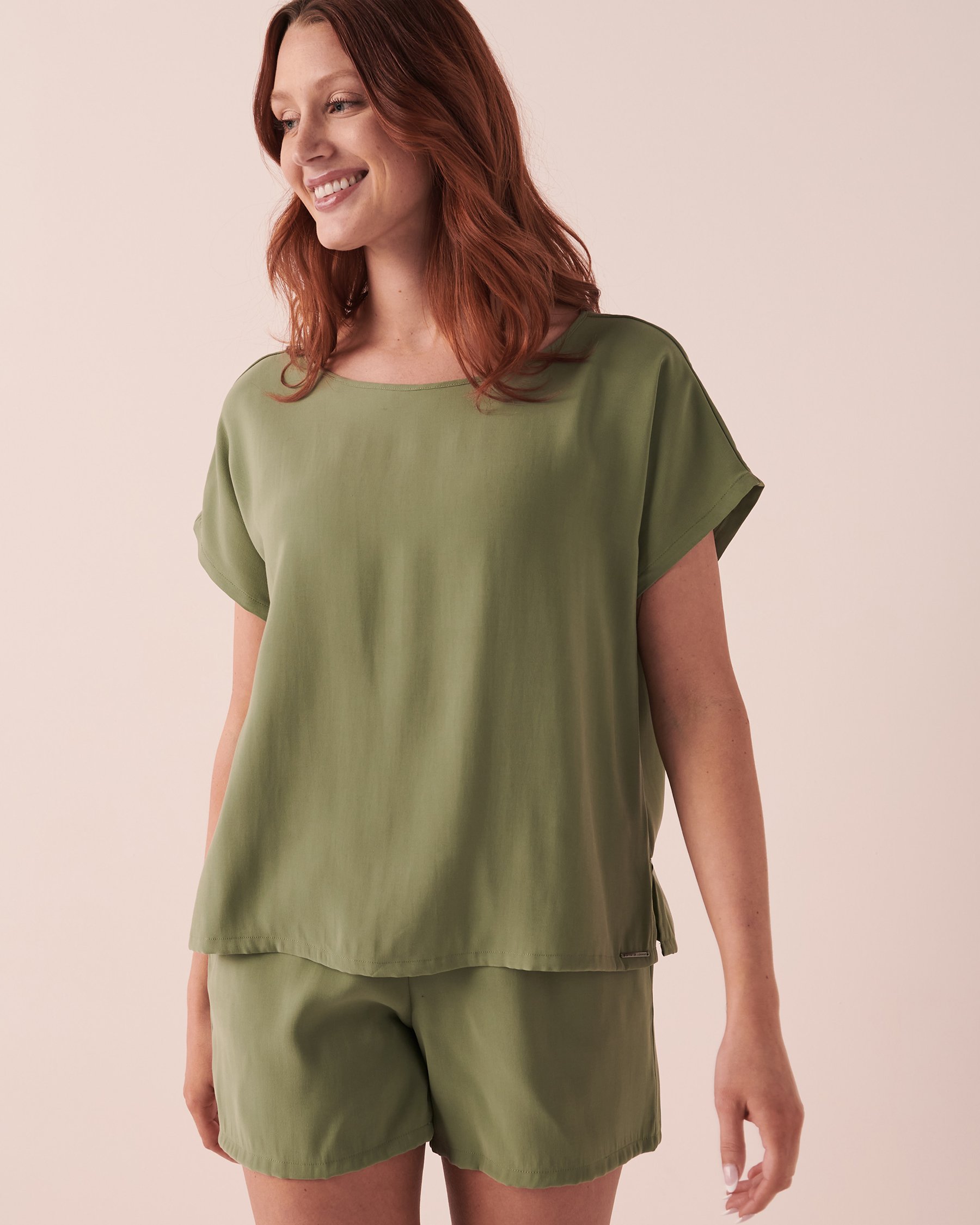 LA VIE EN ROSE Boat Neck T-shirt Khaki 50100066 - View1