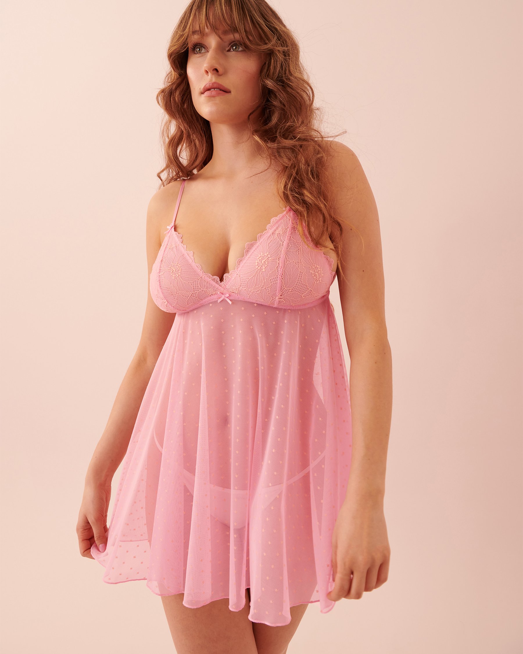 LA VIE EN ROSE Babydoll en dentelle et résille Lilas éclatant 60500100 - View6