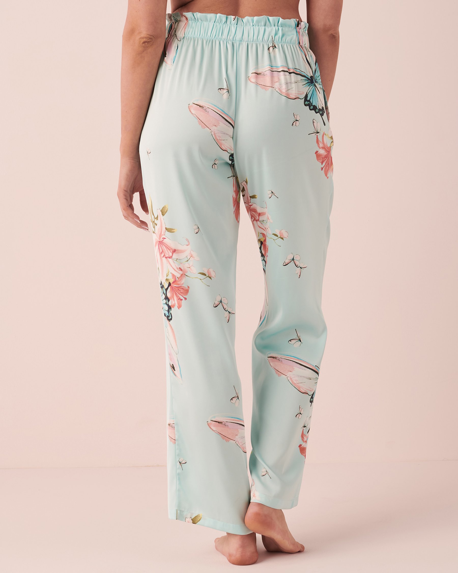LA VIE EN ROSE Satin Pants Flourishing 60200061 - View2