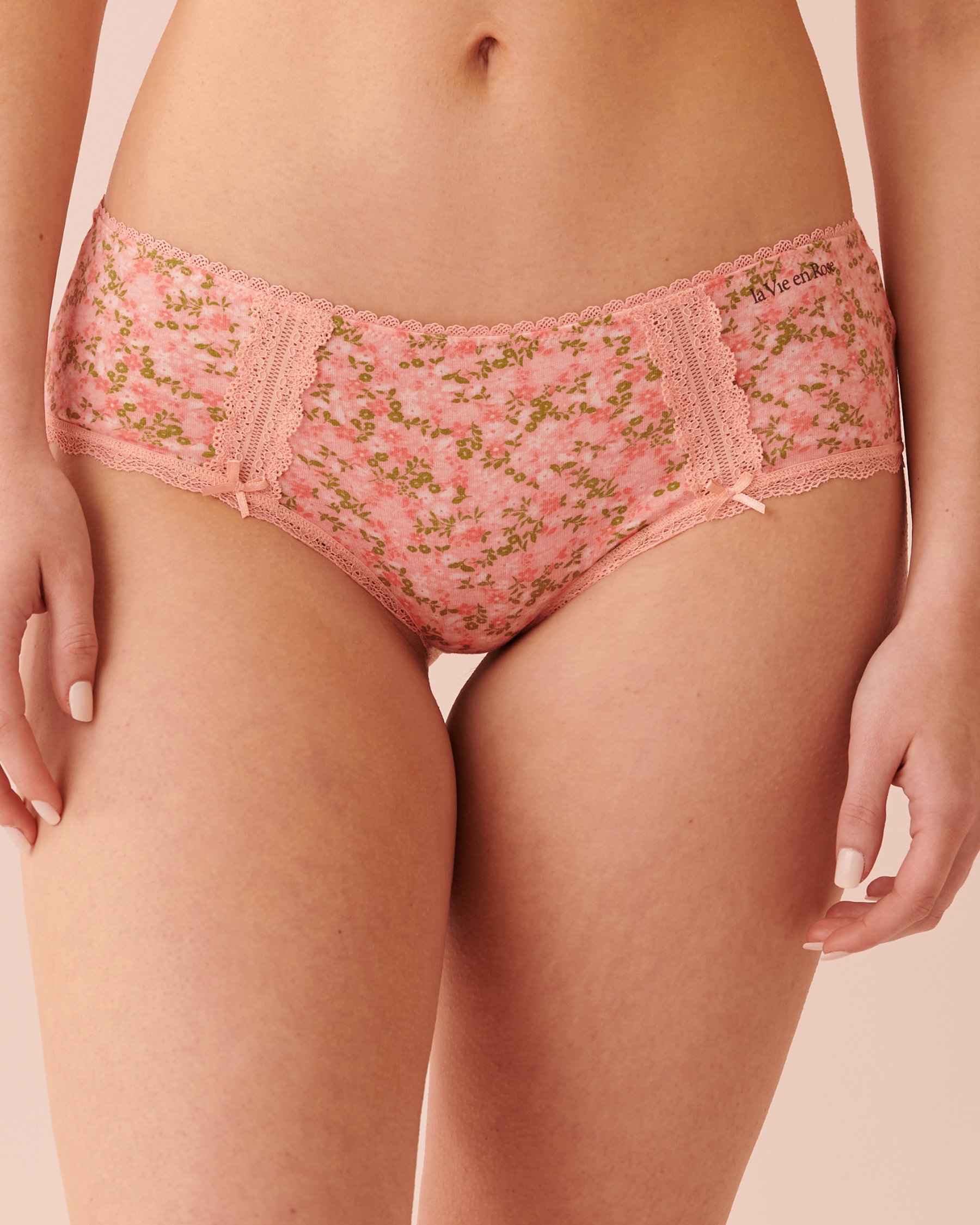 LA VIE EN ROSE Culotte aux hanches coton et détails de dentelle Floral pêche 20100312 - Voir1