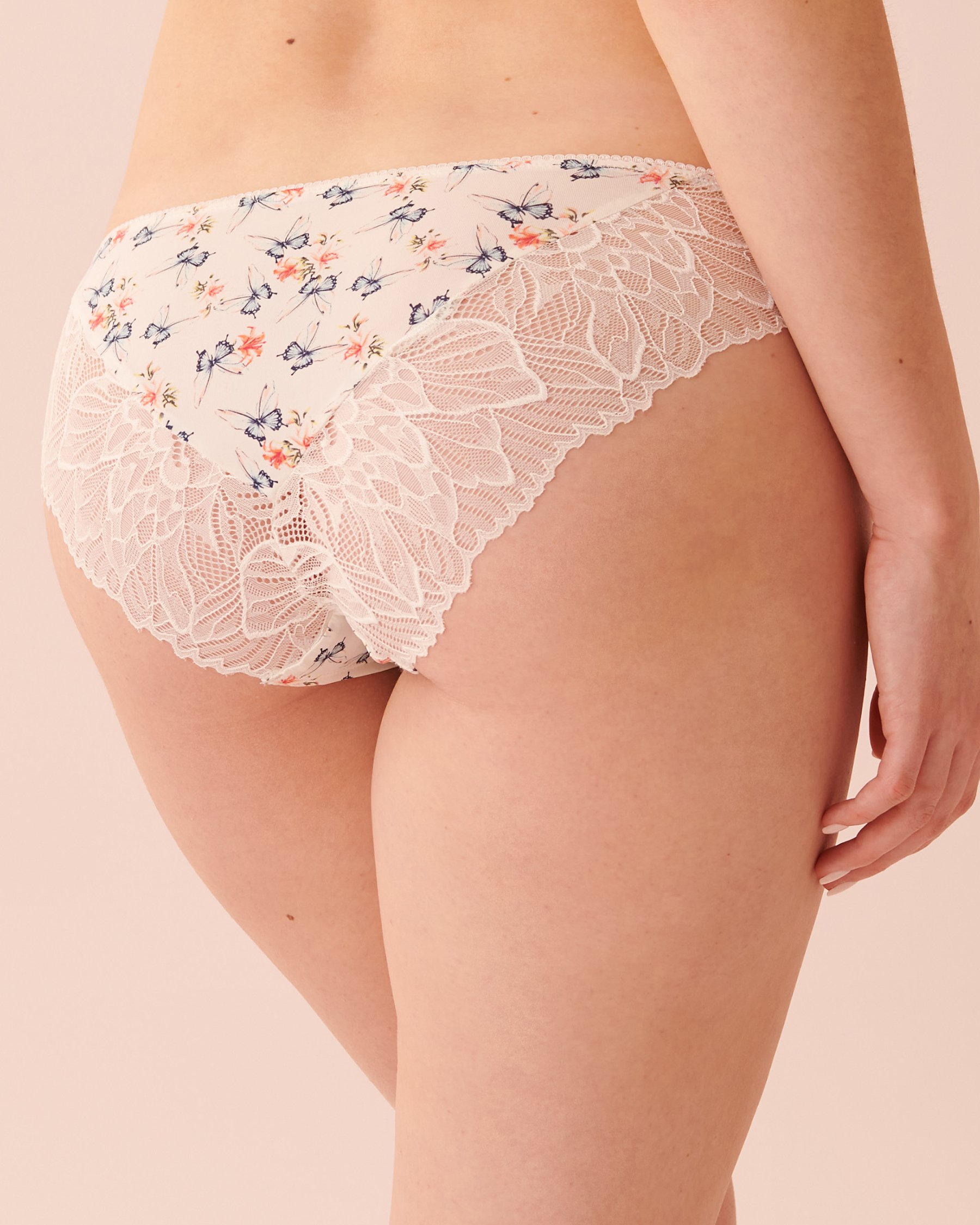 LA VIE EN ROSE Microfiber and Lace Bikini Panty Butterfly 20200330 - View2